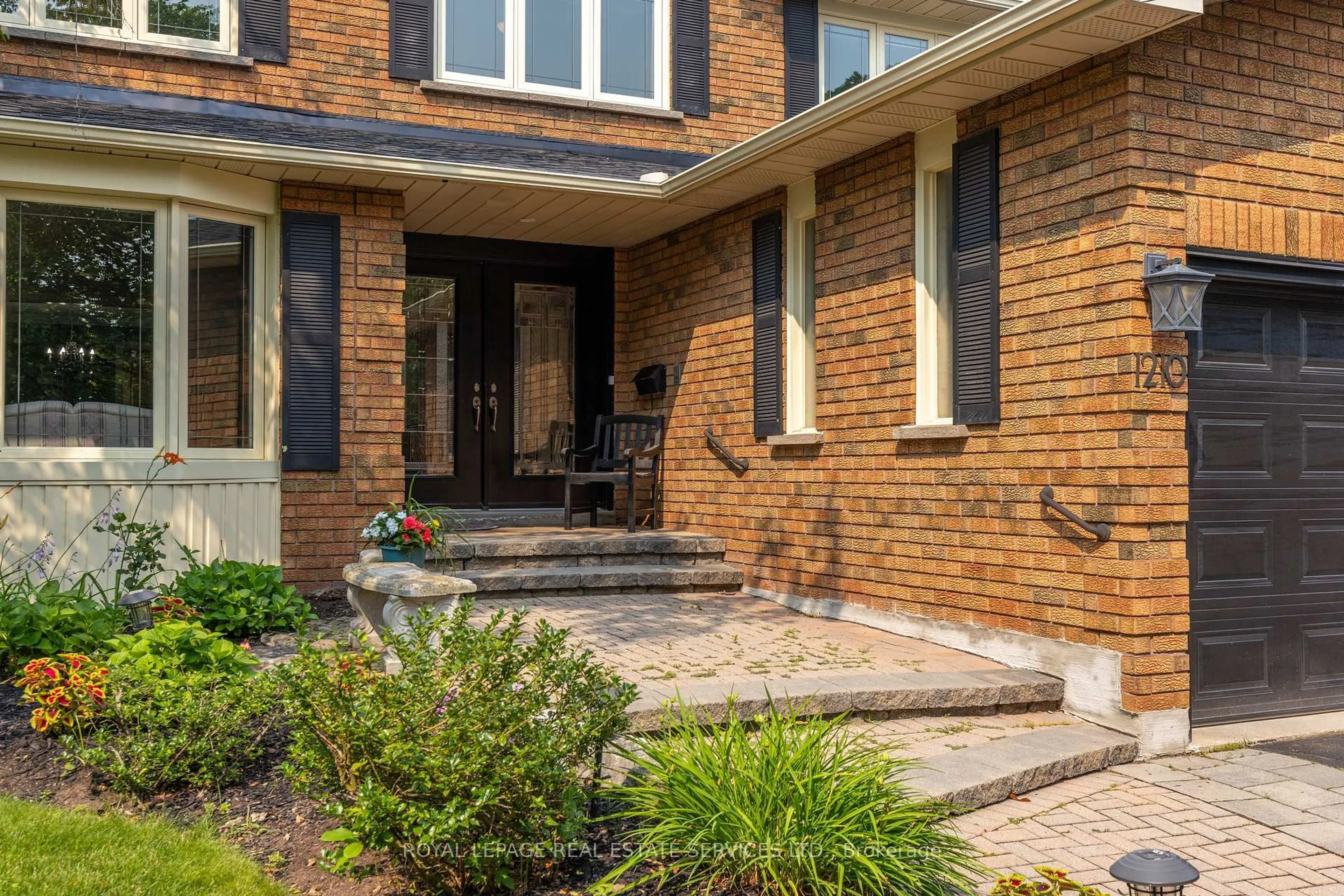 Home with brick exterior material, street for 1210 BEECHGROVE Cres, Oakville Ontario L6M 2B4