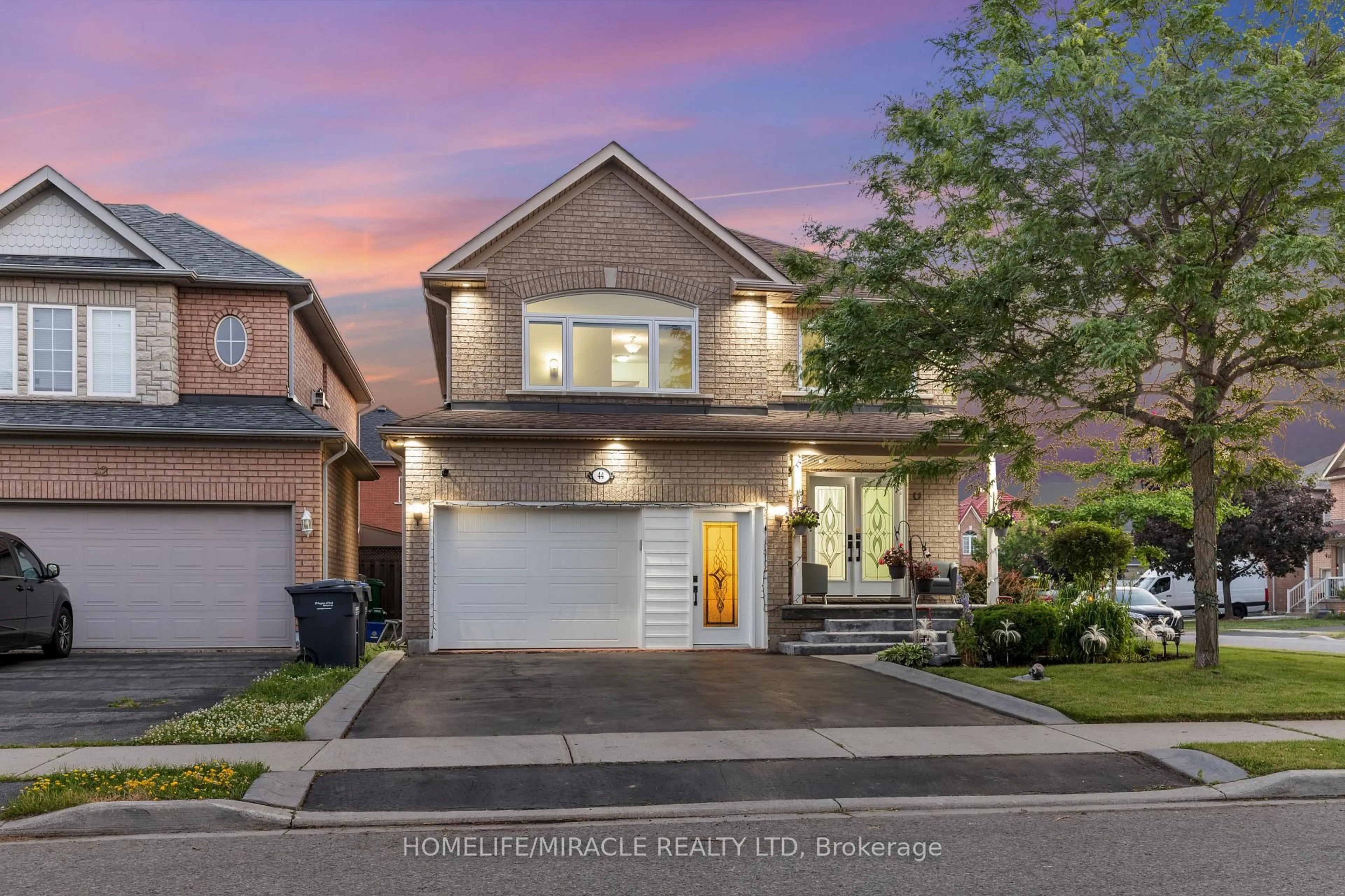 Home with brick exterior material, street for 44 Newark Way, Brampton Ontario L7A 2W8