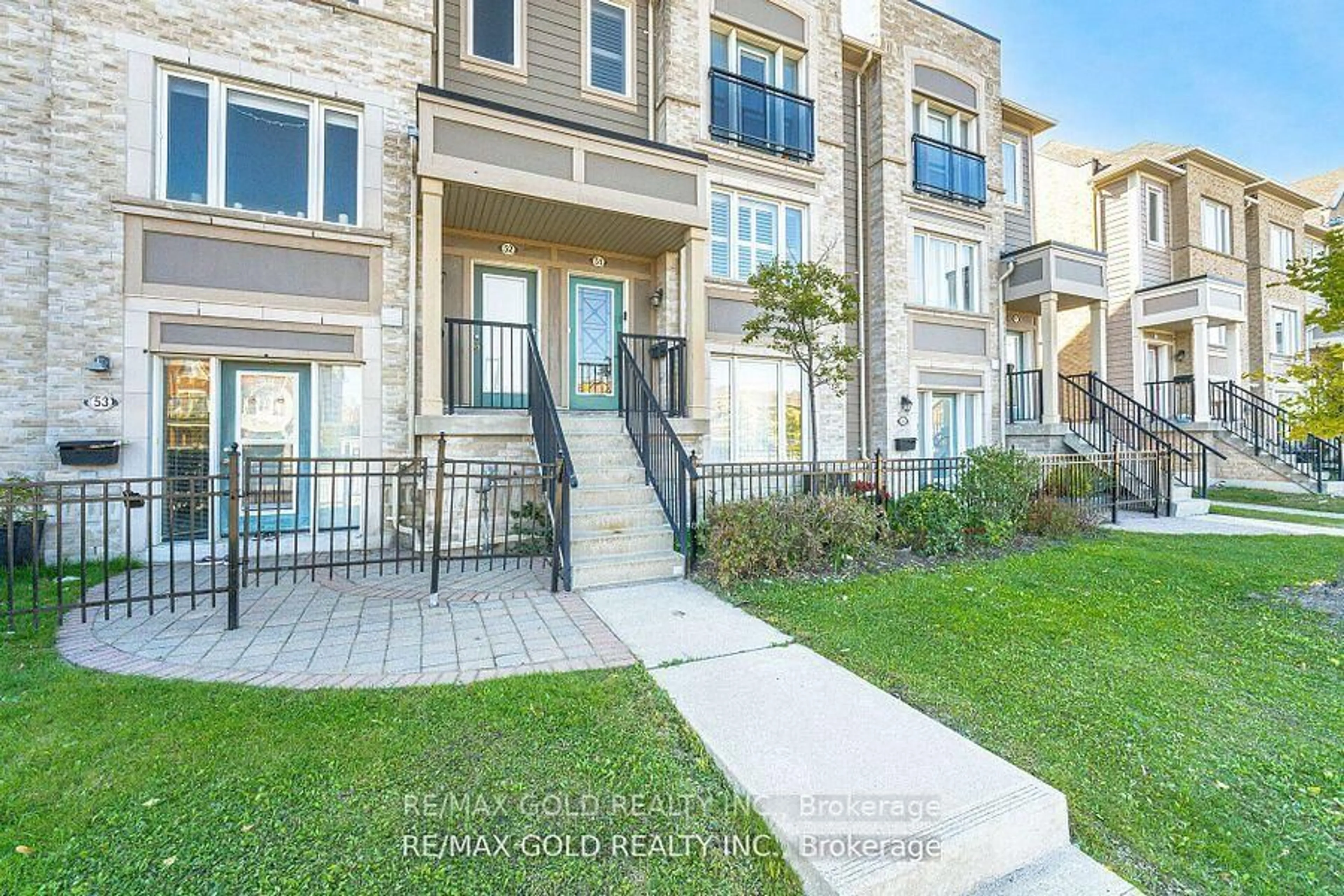 Unknown for 60 Fairwood Circ #51, Brampton Ontario L6R 0Y6