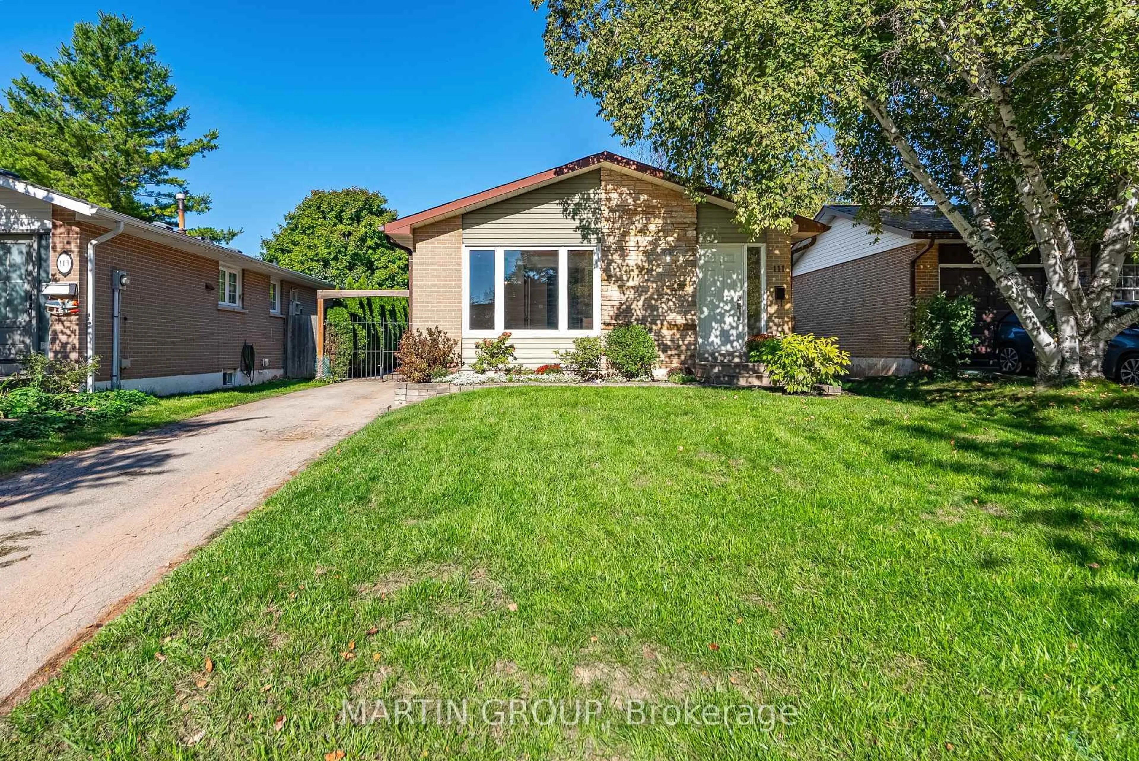 Unknown for 111 Oakdale Dr, Oakville Ontario L6H 1J4
