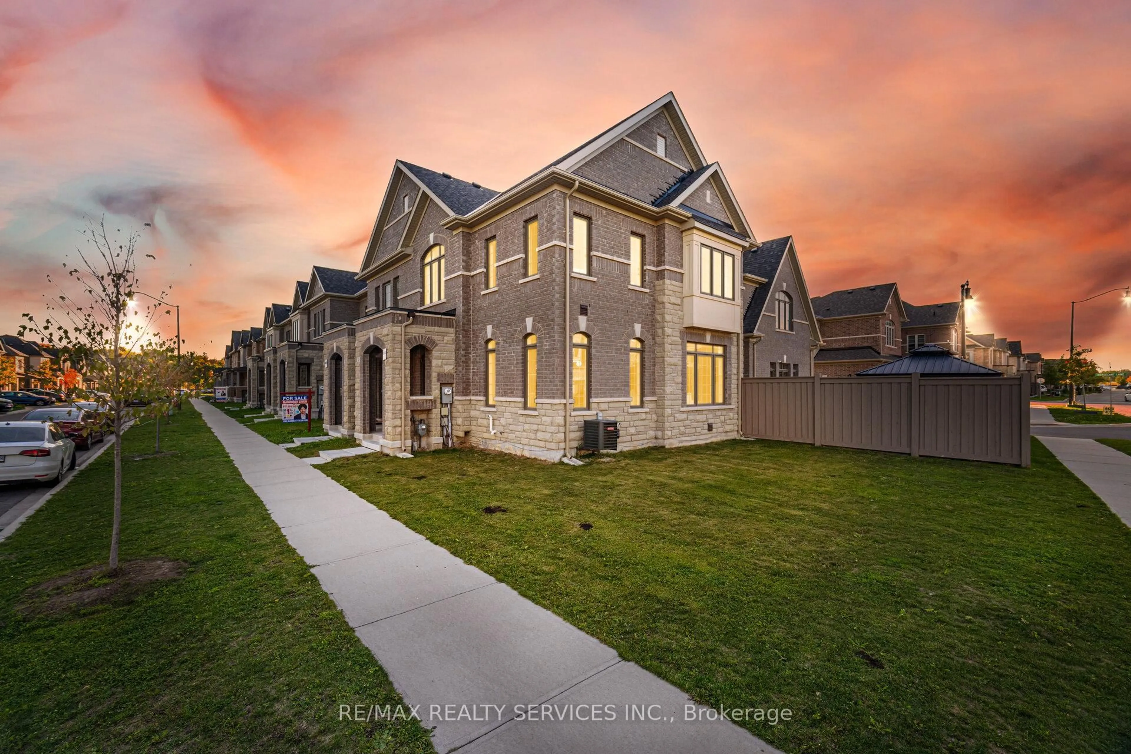 Home with brick exterior material, street for 62 Block Rd, Brampton Ontario L7A 5B3