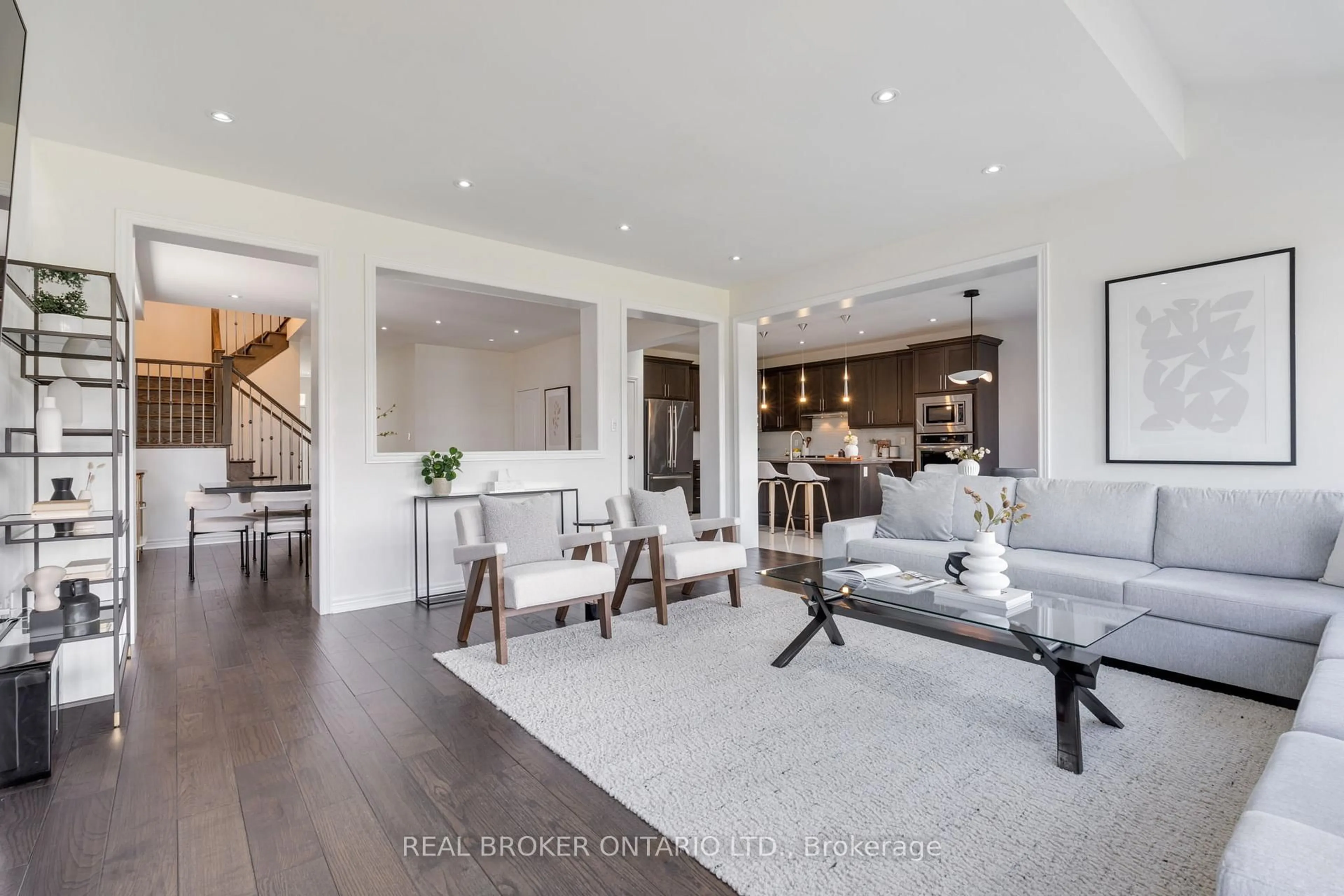Living room with furniture, unknown for 4 Mugford Cres, Brampton Ontario L6Y 6A7