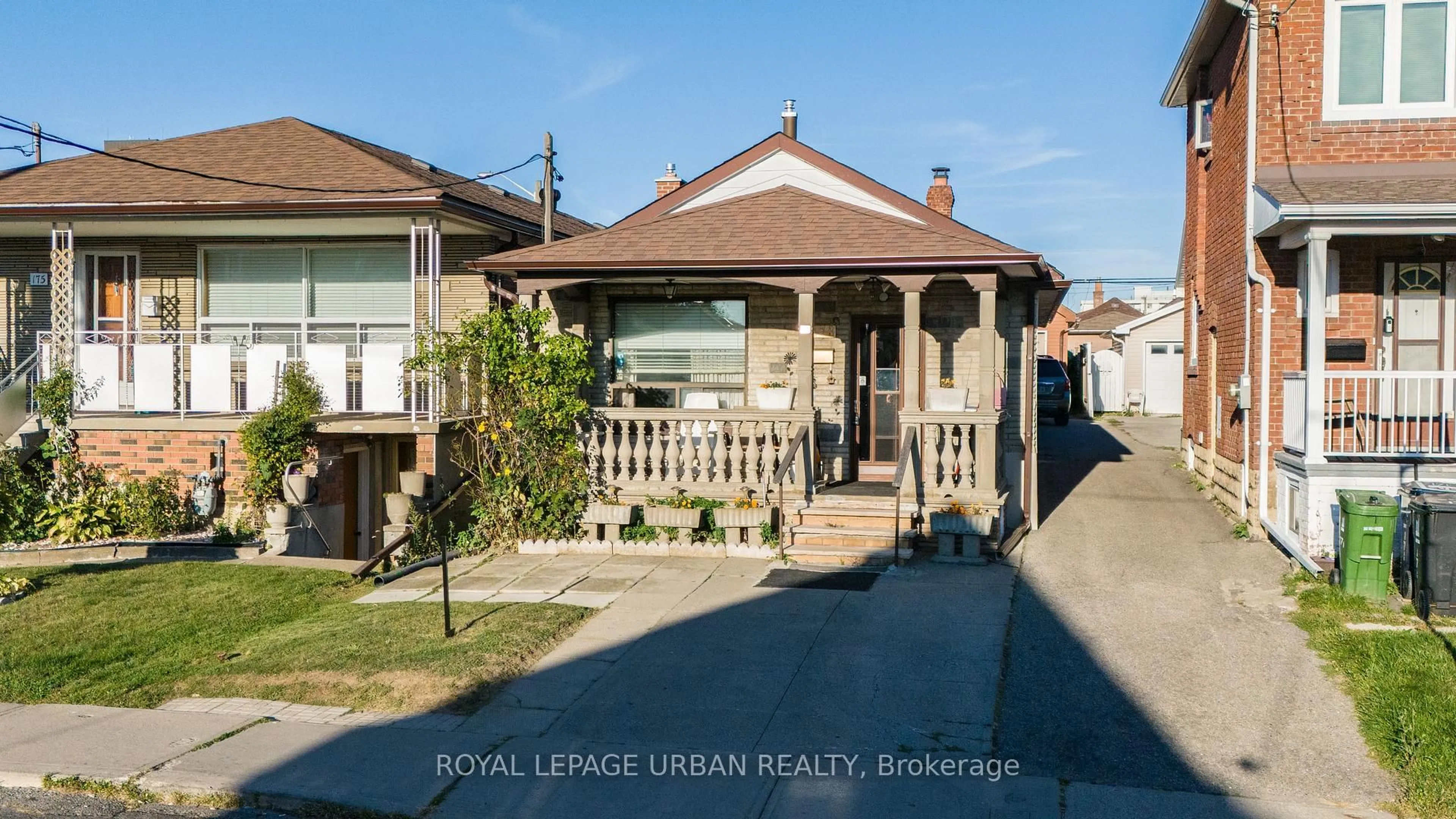Unknown for 173 Ennerdale Rd, Toronto Ontario M6E 4C8