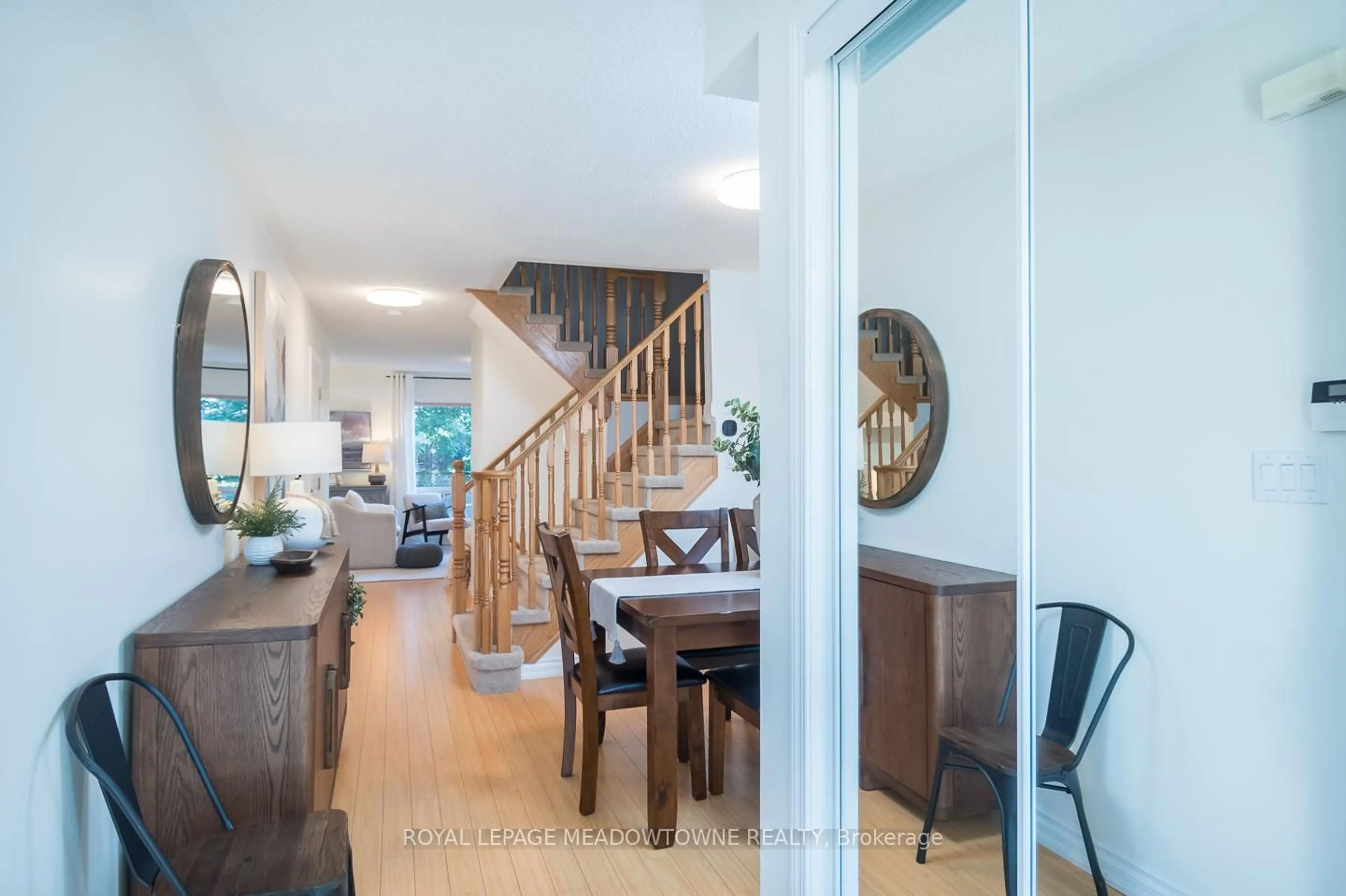 Unknown for 698 Edwards Ave, Milton Ontario L9T 6B4