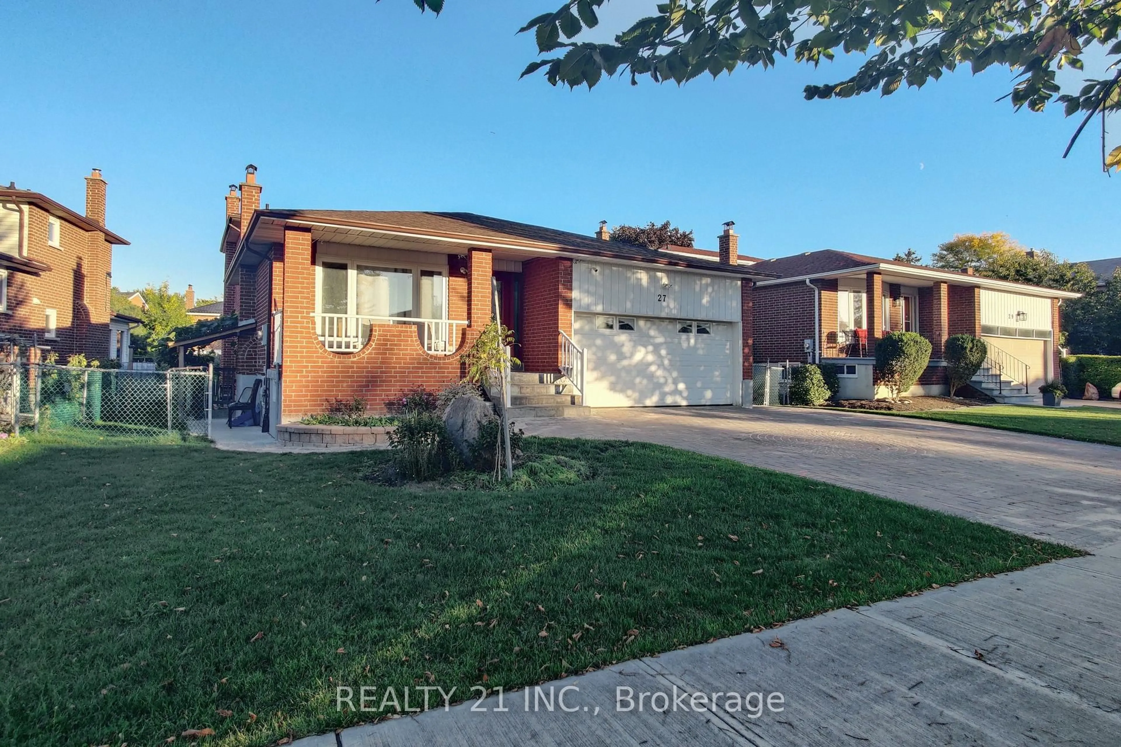 Home with brick exterior material, street for 27 Jardine St, Brampton Ontario L6S 3H2