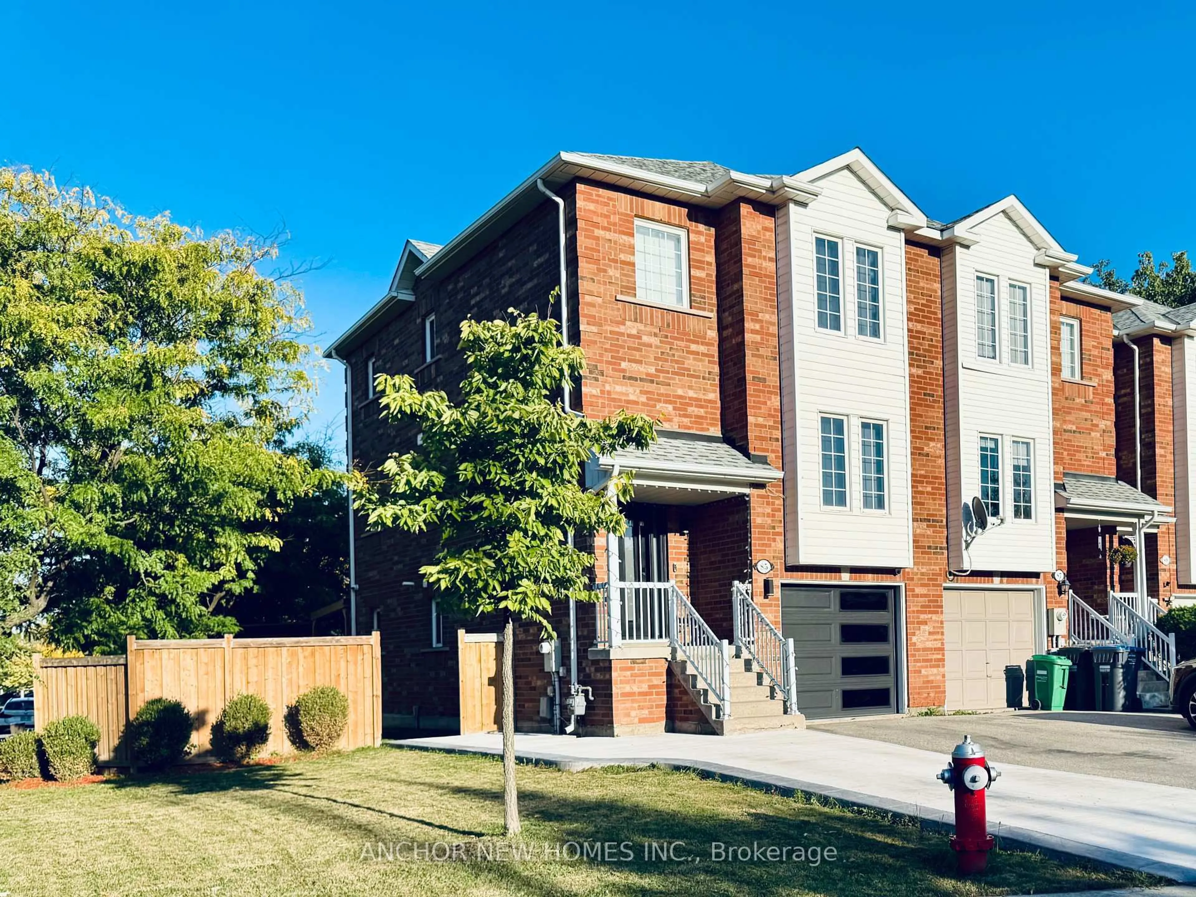 Home with brick exterior material, street for 85 Ozner Crt, Brampton Ontario L6X 4Y9