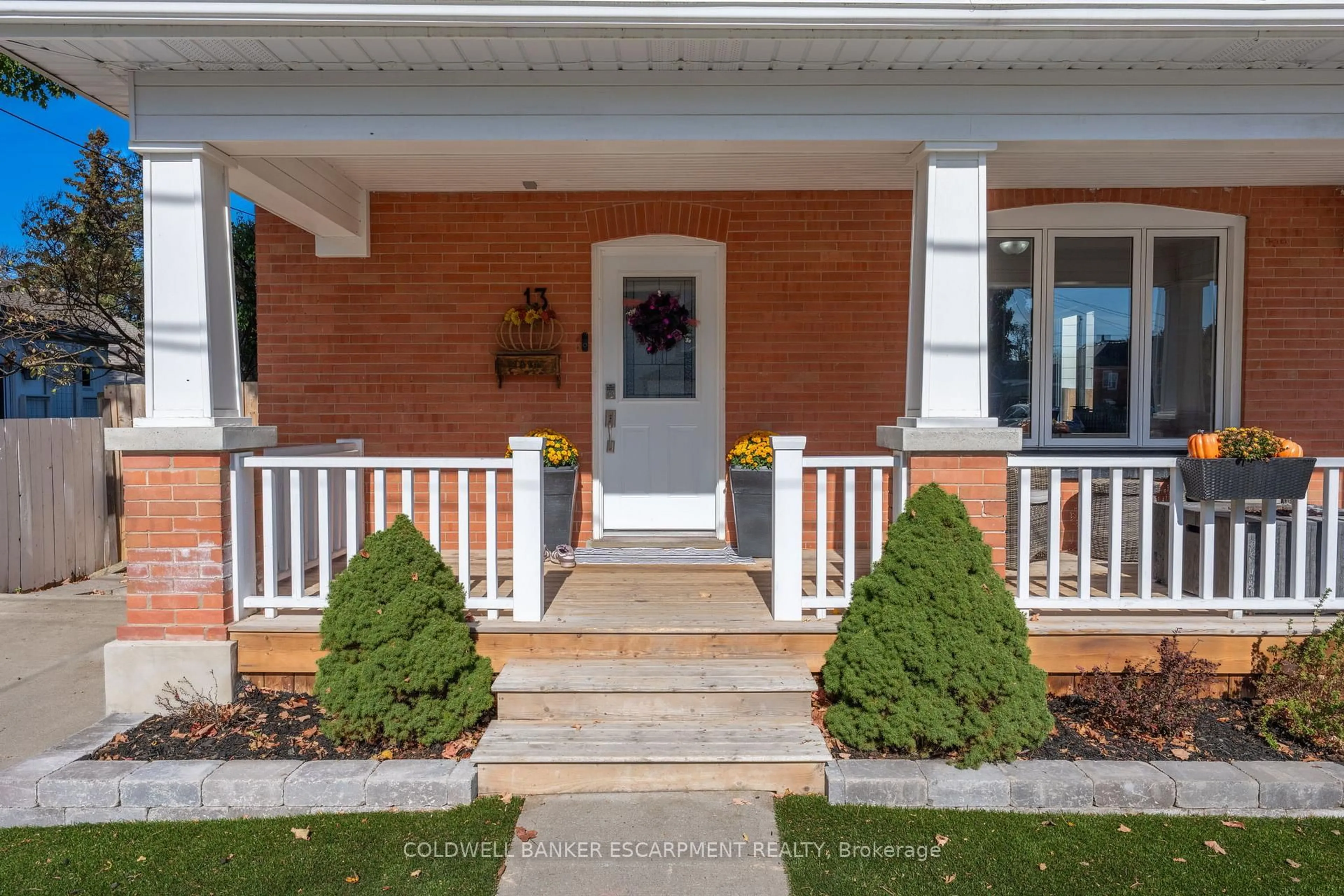 Unknown for 13 Wilbur St, Halton Hills Ontario L7J 2C3