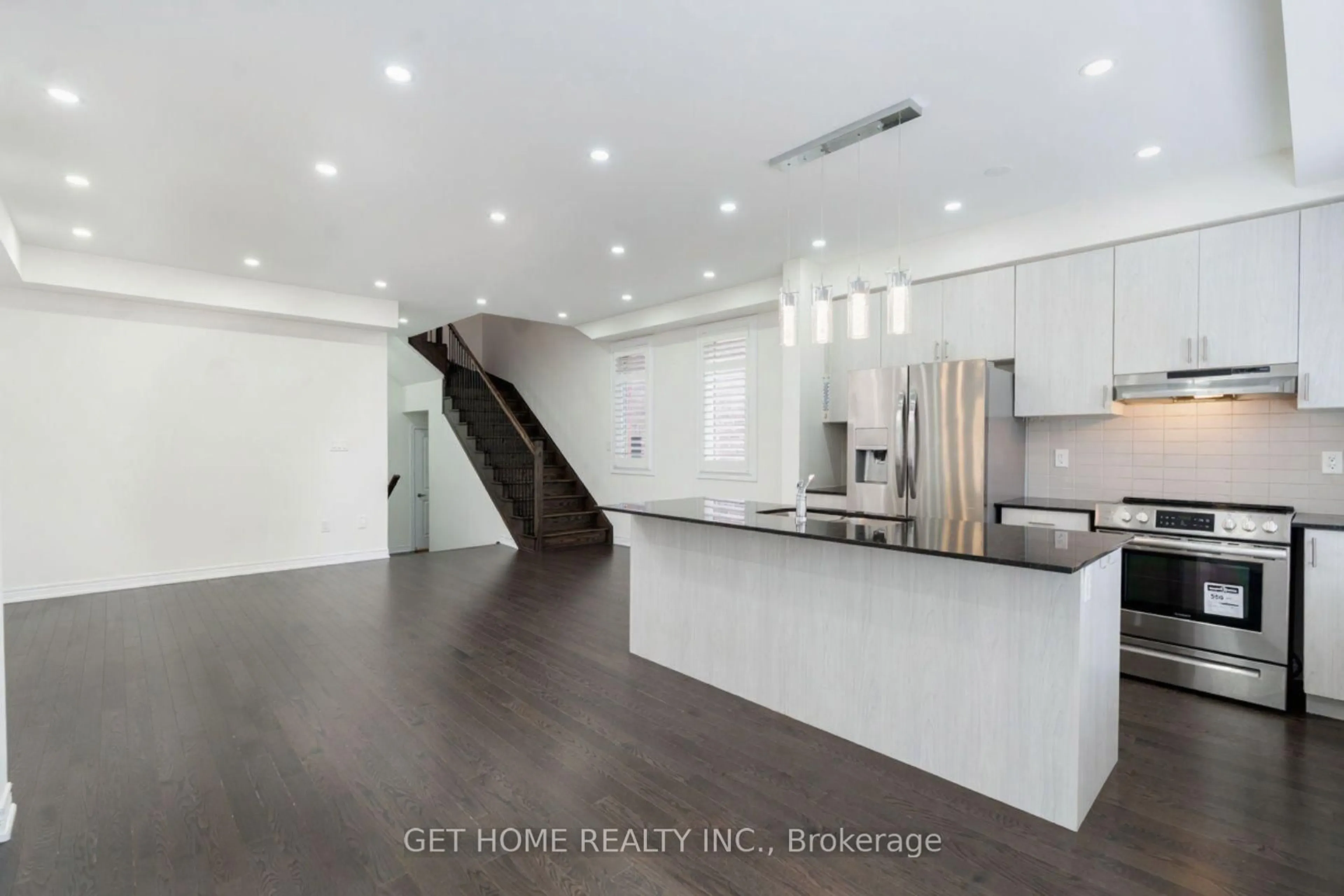 Open concept kitchen, unknown for 1322 Hamman Way, Milton Ontario L9E 1L5