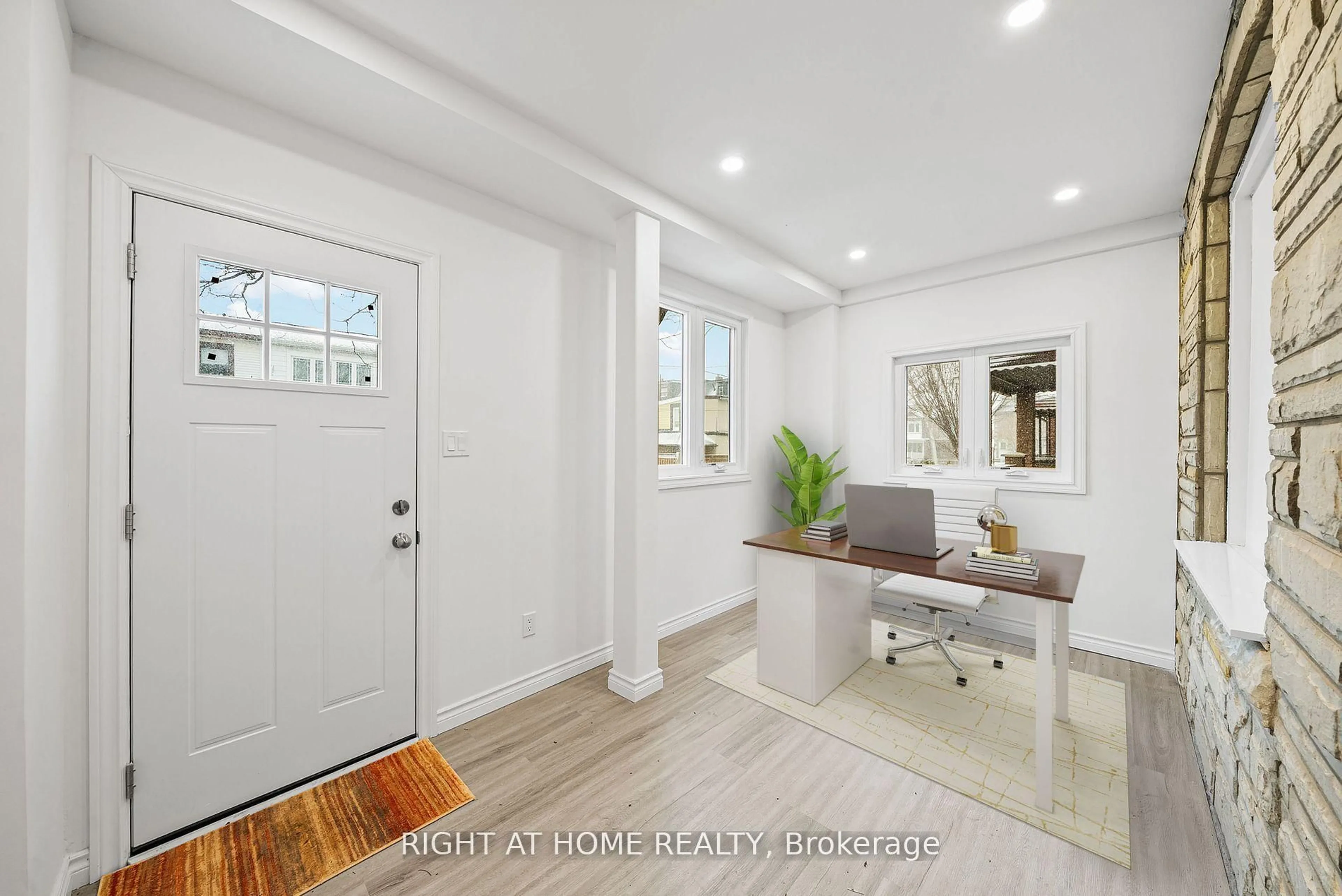Indoor entryway for 134 Millicent St, Toronto Ontario M6H 1W4