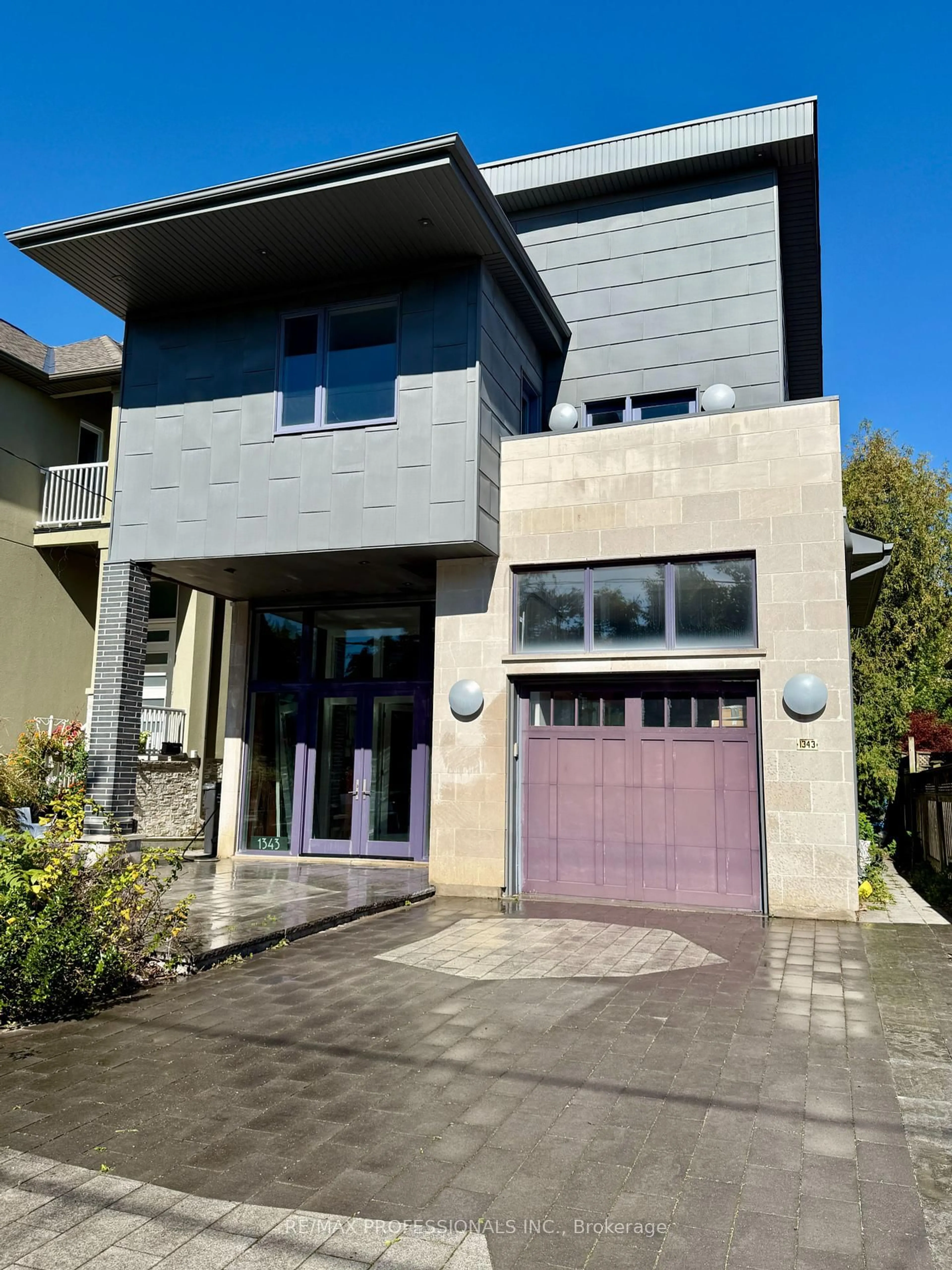 Unknown for 1343 Alexandra Ave, Mississauga Ontario L5E 2A8