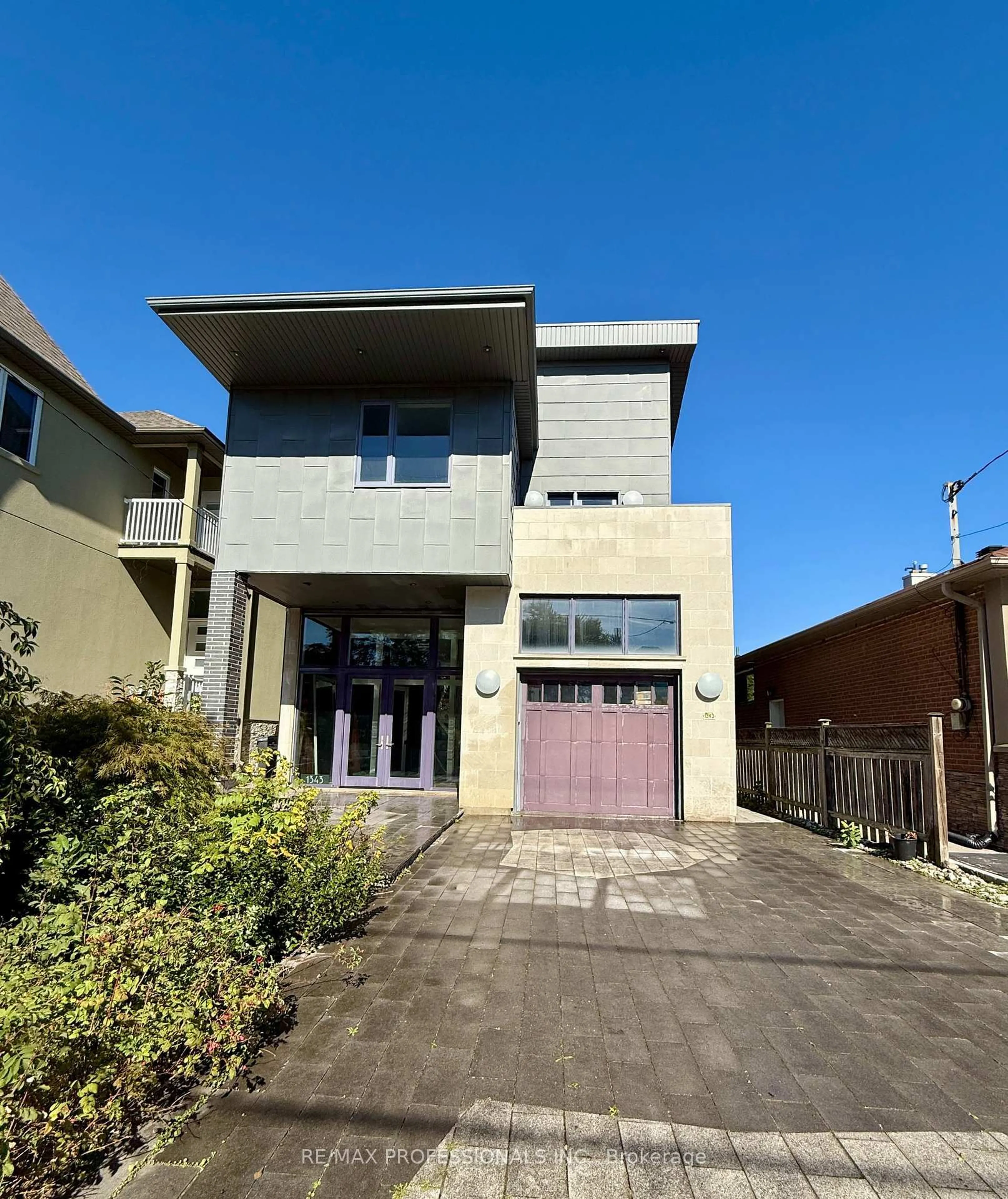 Home with brick exterior material, street for 1343 Alexandra Ave, Mississauga Ontario L5E 2A8