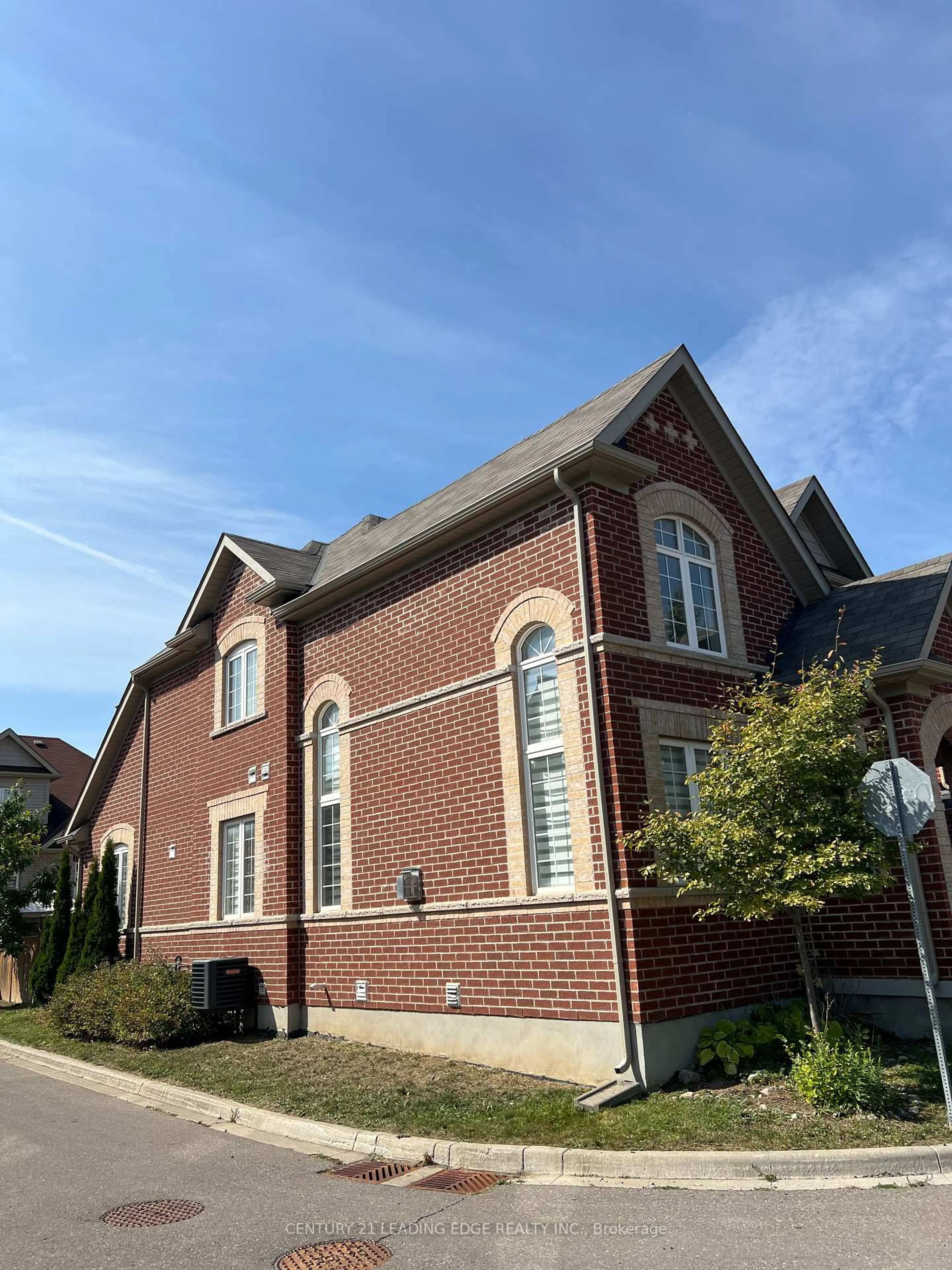 Home with brick exterior material, building for 48 C Line #119, Orangeville Ontario L9W 6X9