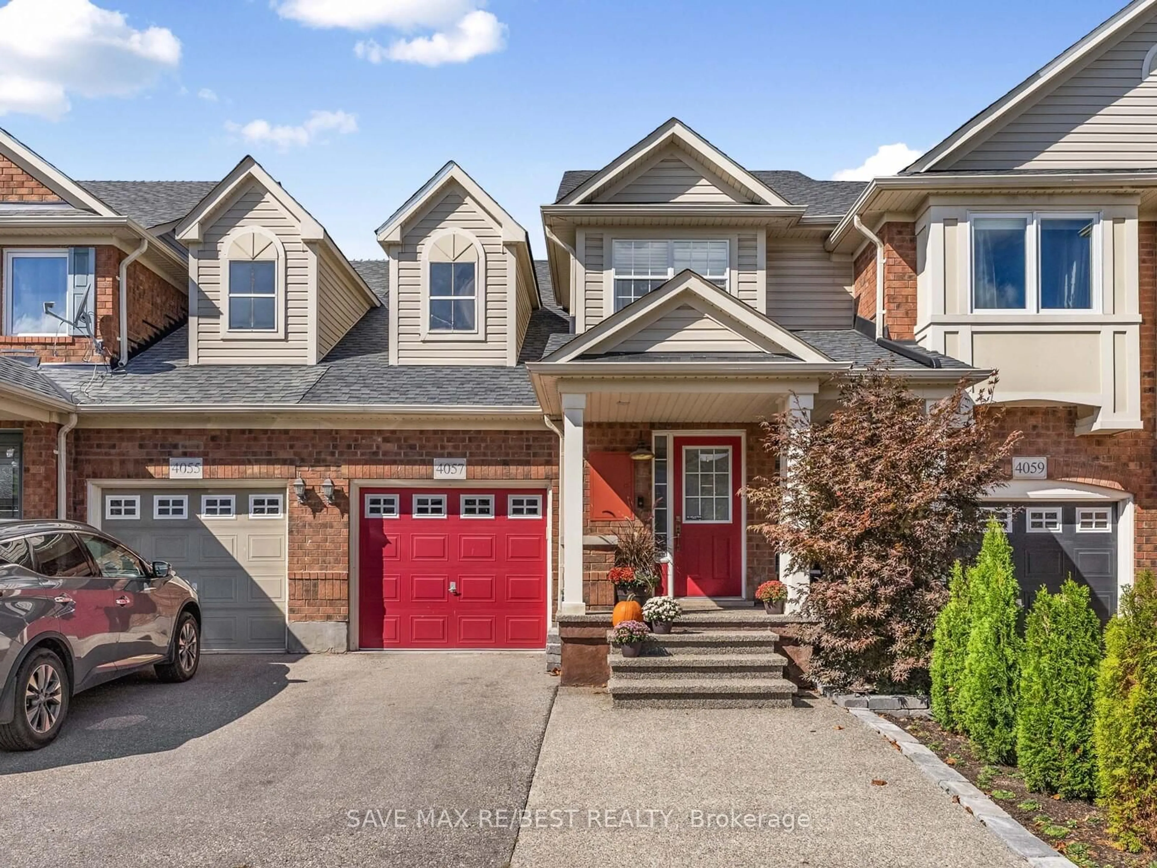 Home with brick exterior material, street for 4057 Donnic Dr, Burlington Ontario L7M 0A5