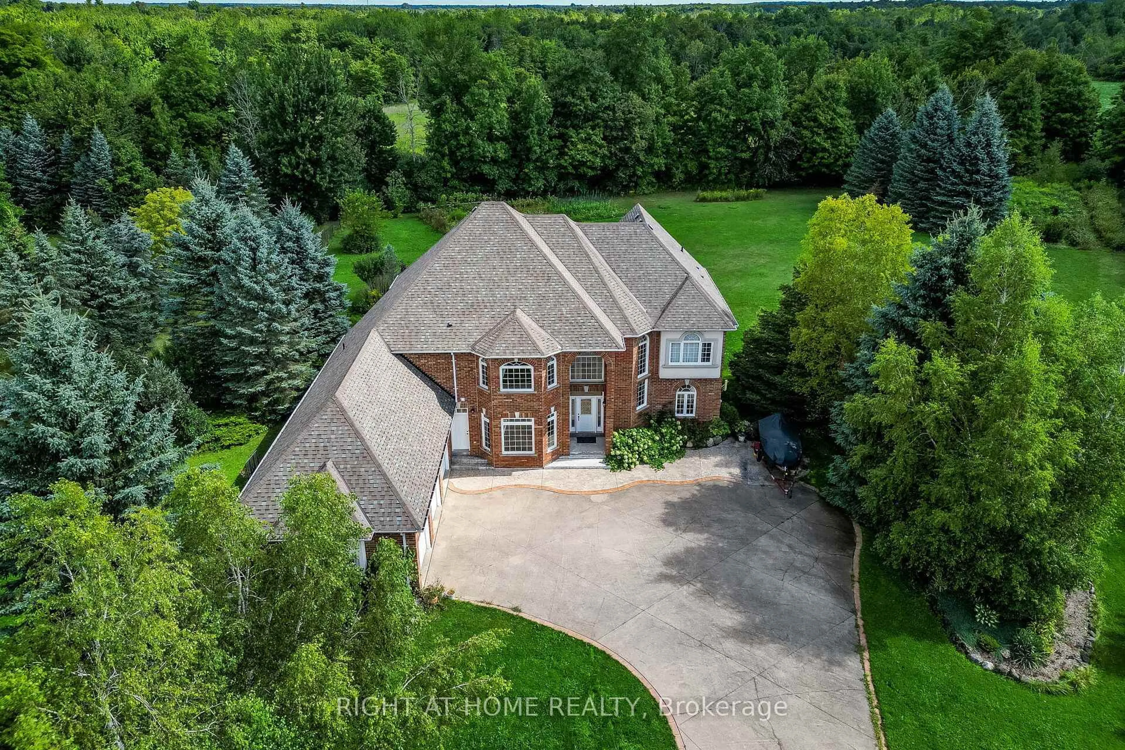 A pic from outside/outdoor area/front of a property/back of a property/a pic from drone, unknown for 11150 Menzies Crt, Milton Ontario L0P 1B0