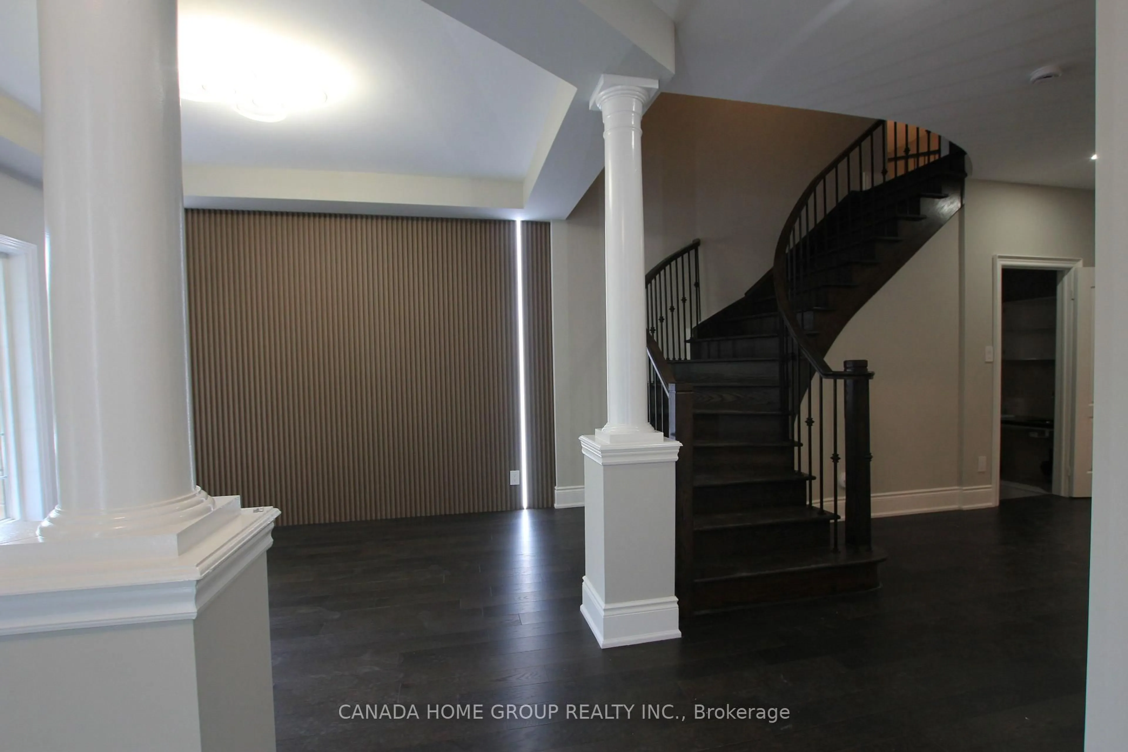 Unknown for 129 Creek Path Ave, Oakville Ontario L6L 8T3