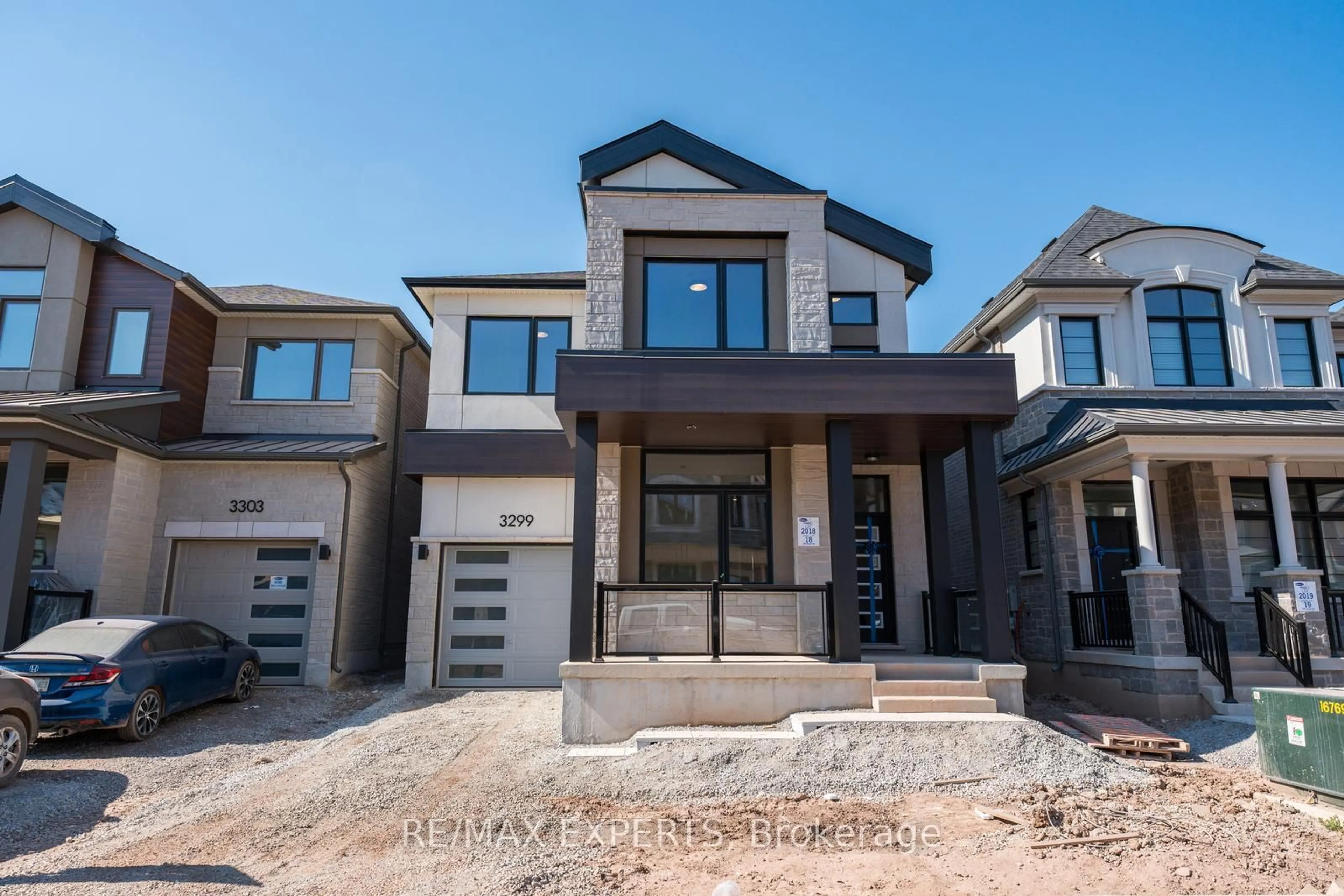 Home with brick exterior material, street for 3299 harasym Tr, Oakville Ontario L6H 3S1