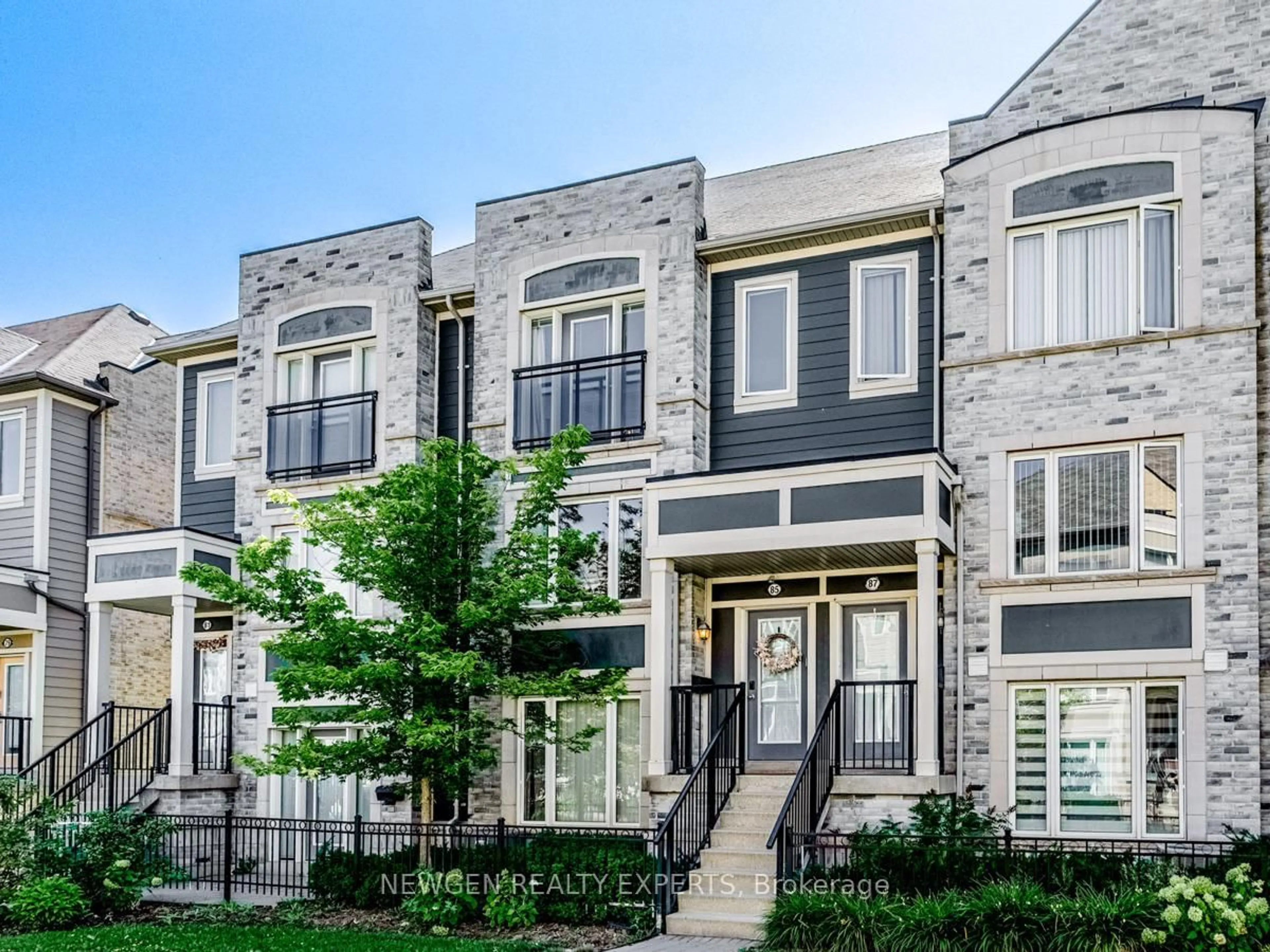 Home with brick exterior material, street for 5650 Winston Churchill Blvd #85, Mississauga Ontario L5M 0L7