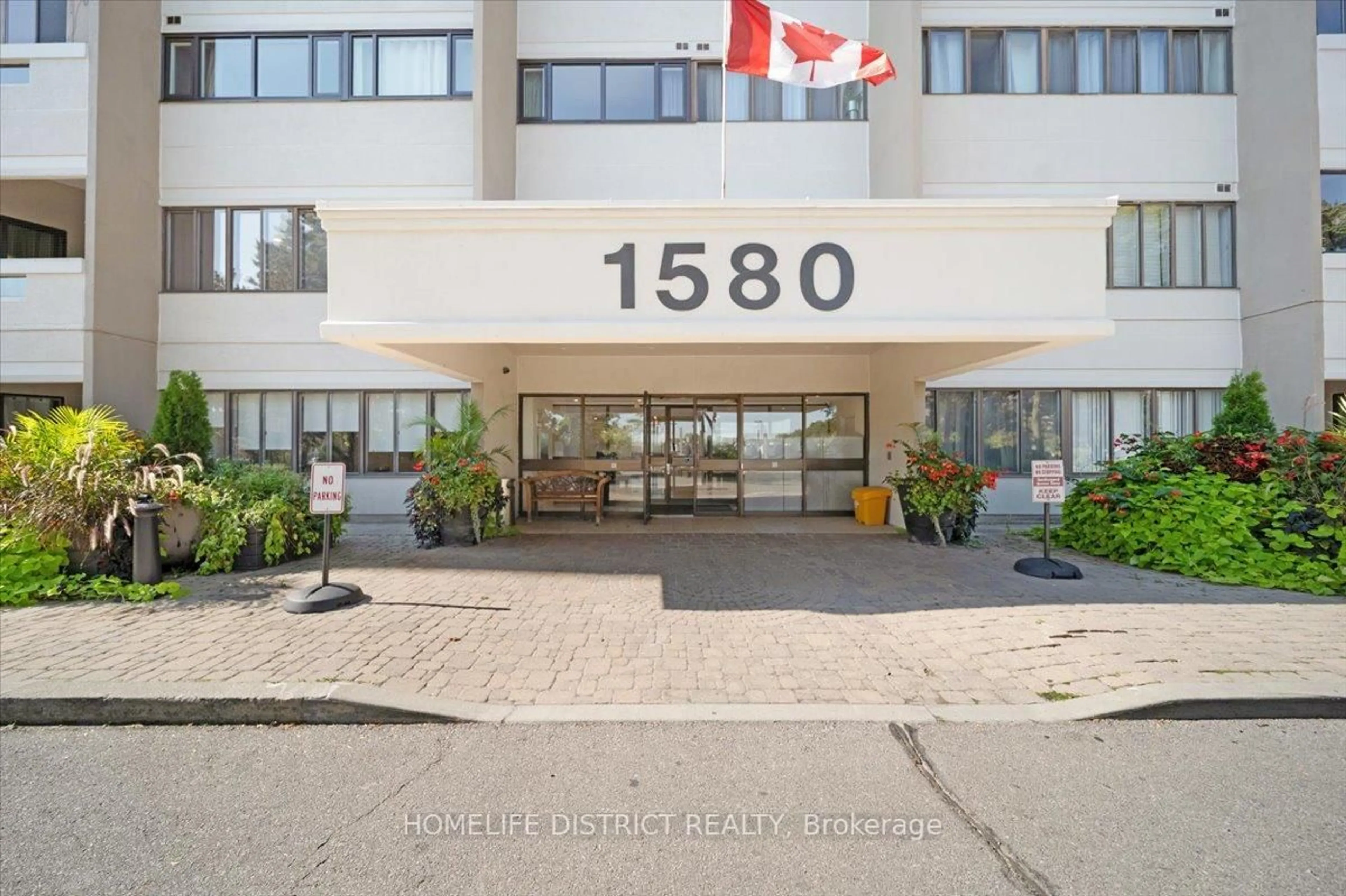 Lobby for 1580 Mississauga Vly Blvd #1509, Mississauga Ontario L5A 3T8