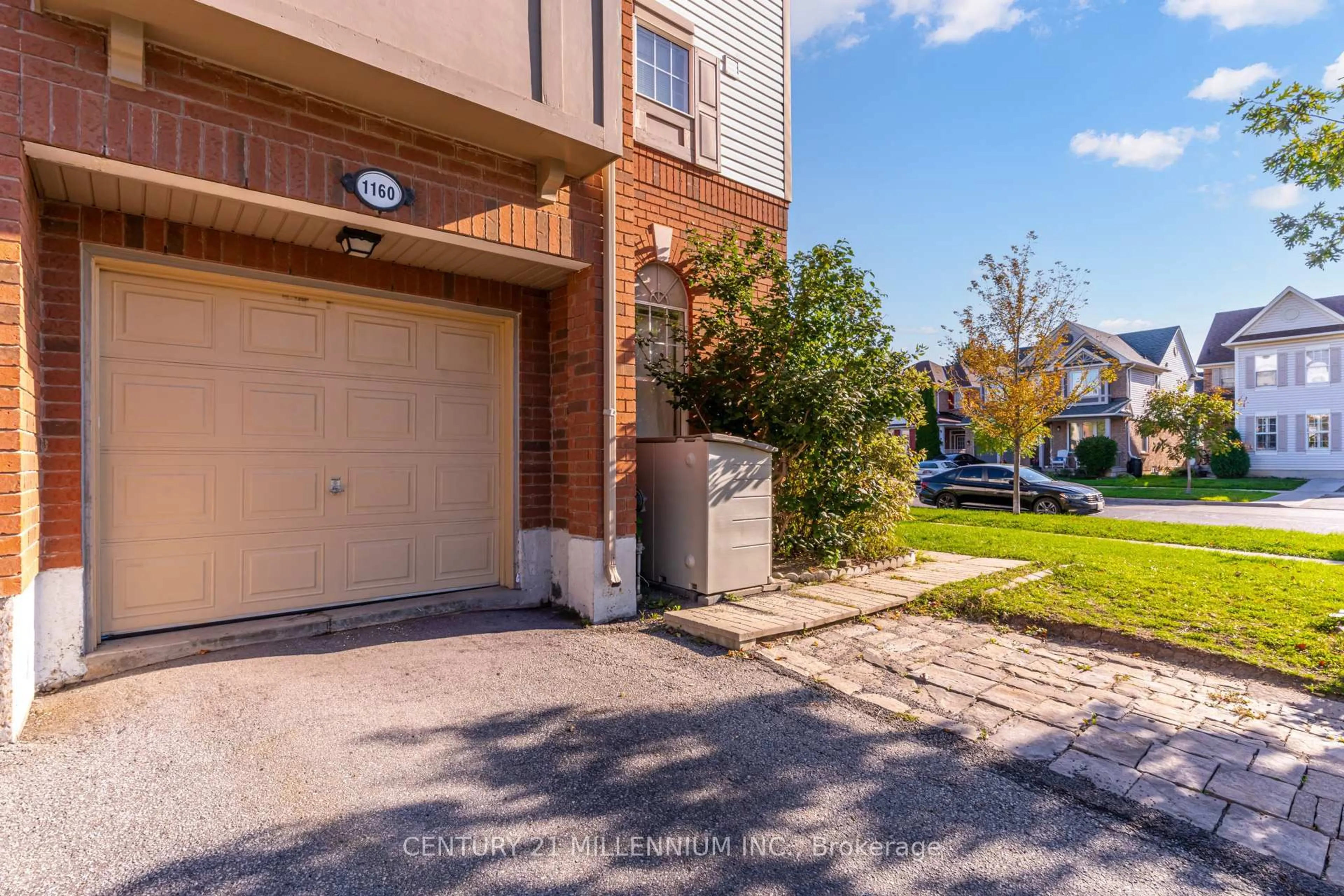 Unknown for 1160 Barnard Dr, Milton Ontario L9T 6R5