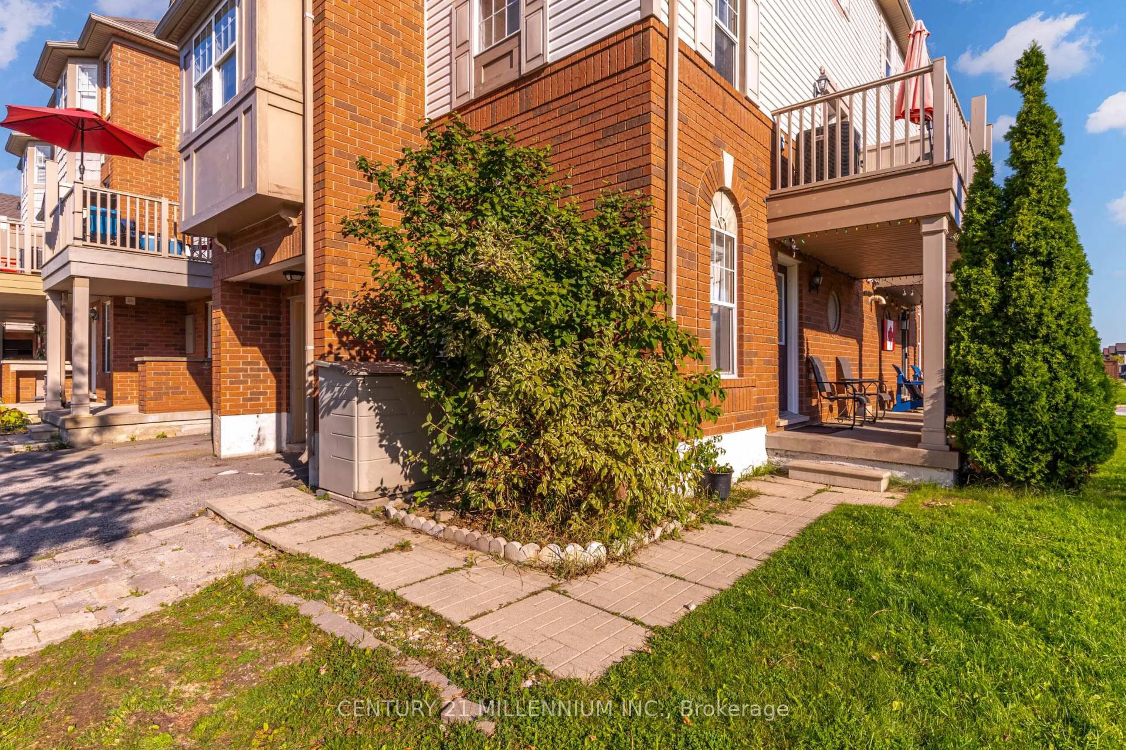 Patio, street for 1160 Barnard Dr, Milton Ontario L9T 6R5