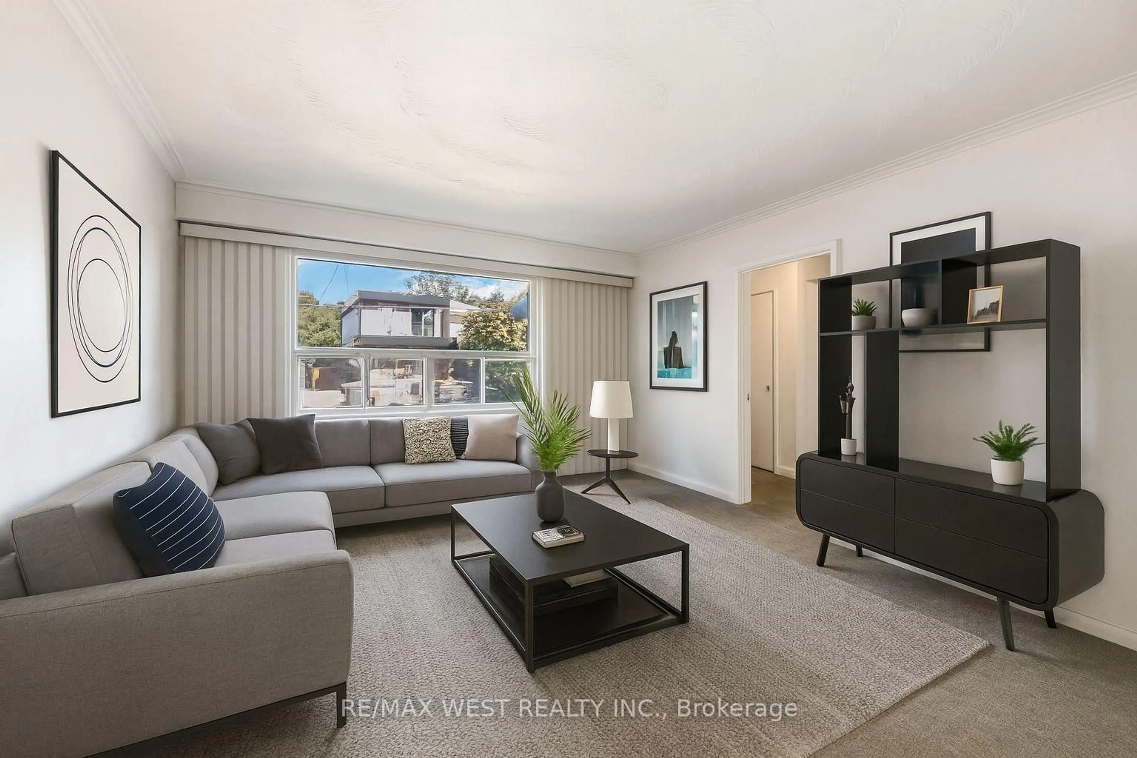 Living room with furniture, unknown for 241 Eileen Ave, Toronto Ontario M6N 1W5