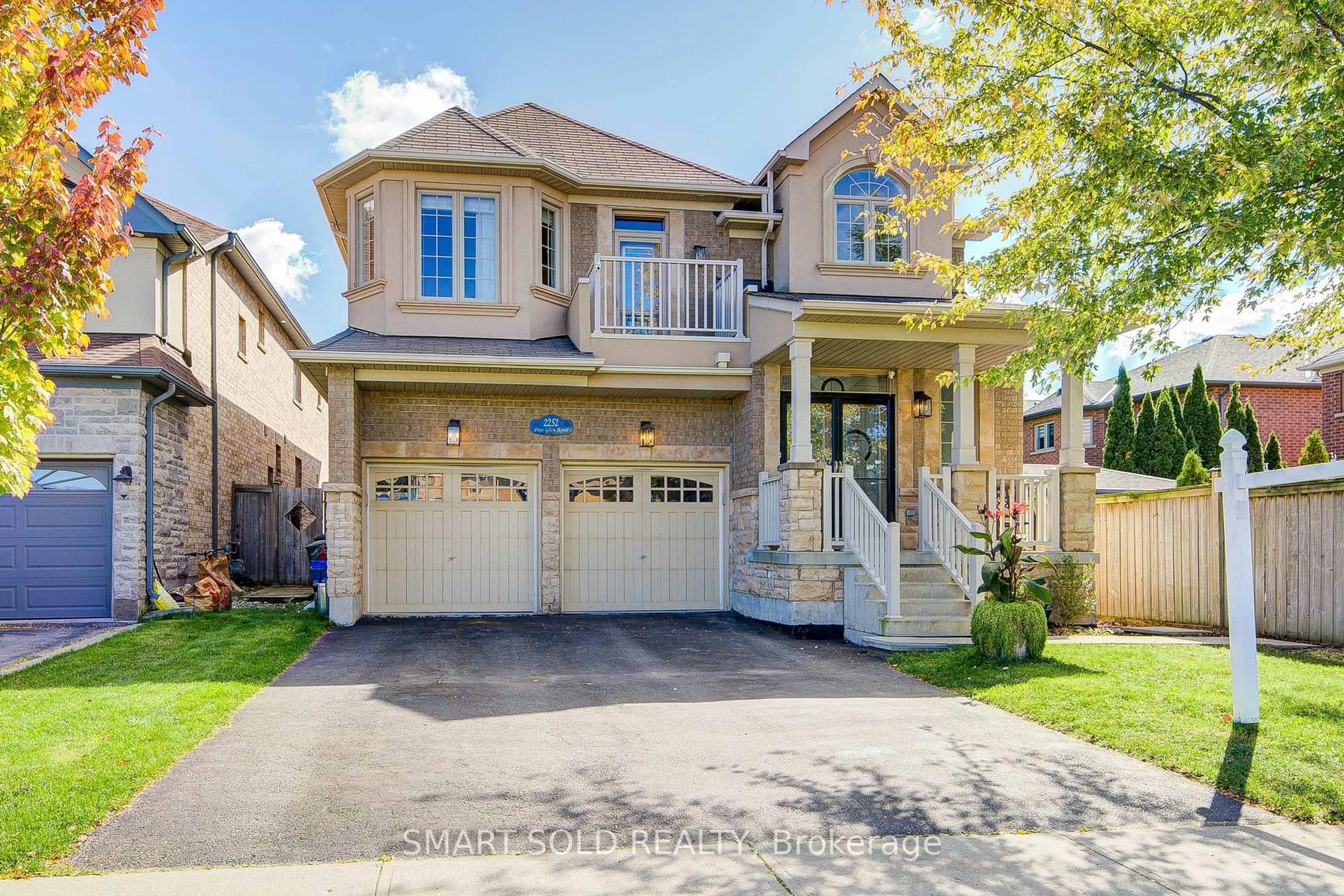 Home with brick exterior material, street for 2252 Pine Glen Rd, Oakville Ontario L6M 0G5