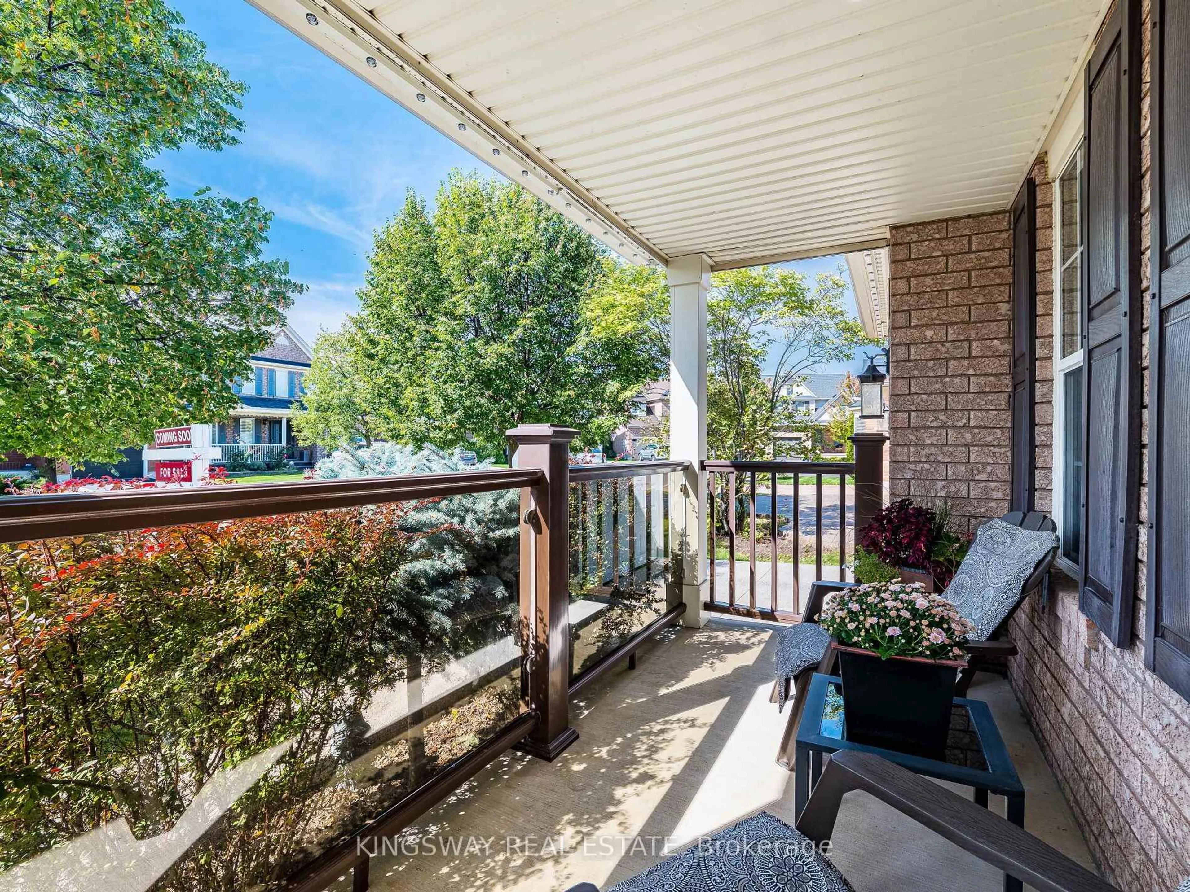 Patio, street for 539 Caverhill Cres, Milton Ontario L9T 5K4