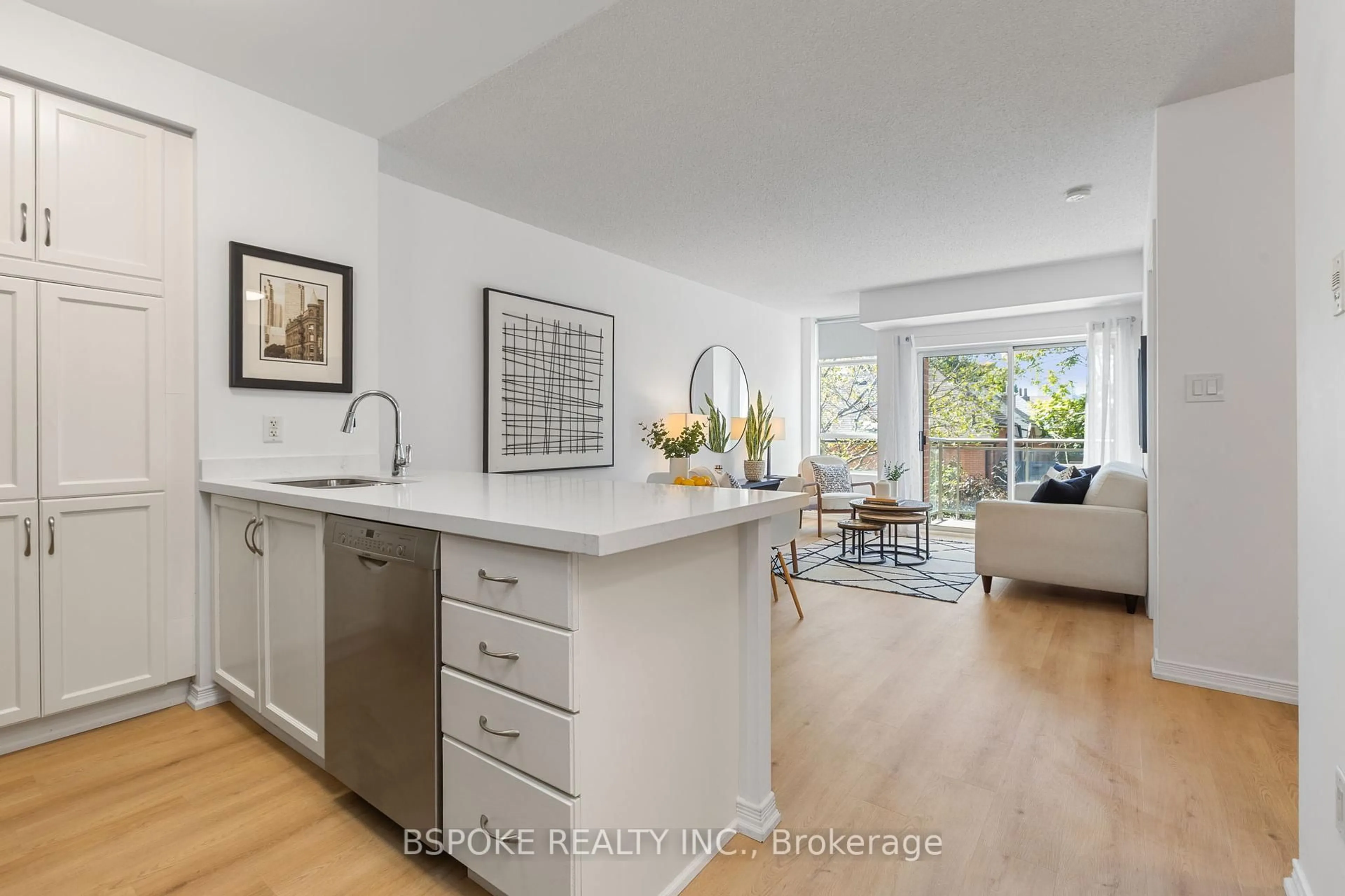 Open concept kitchen, unknown for 2495 Dundas St #320, Toronto Ontario M6P 1X4