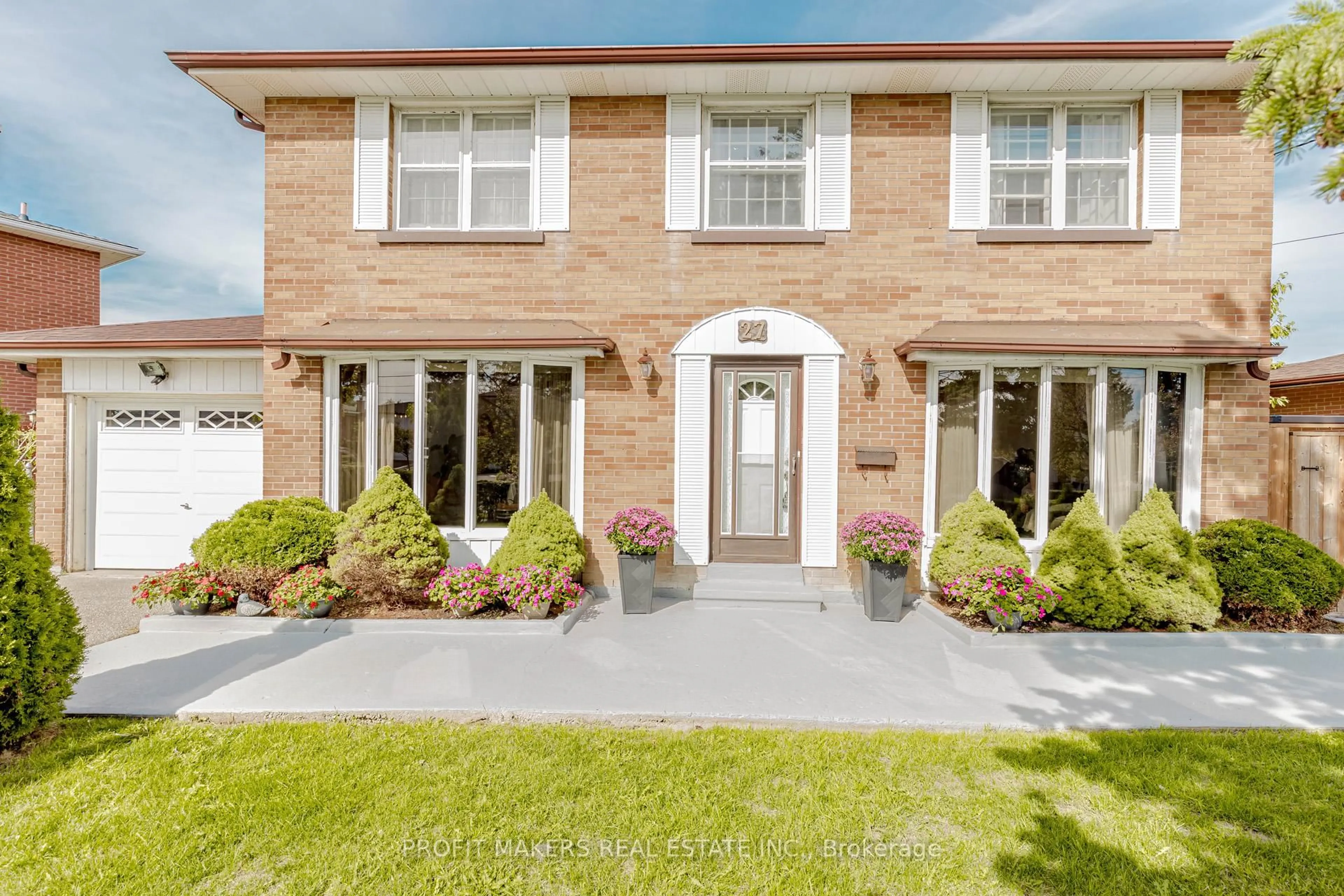 Home with brick exterior material, street for 27 Forge Dr, Toronto Ontario M3N 2R2