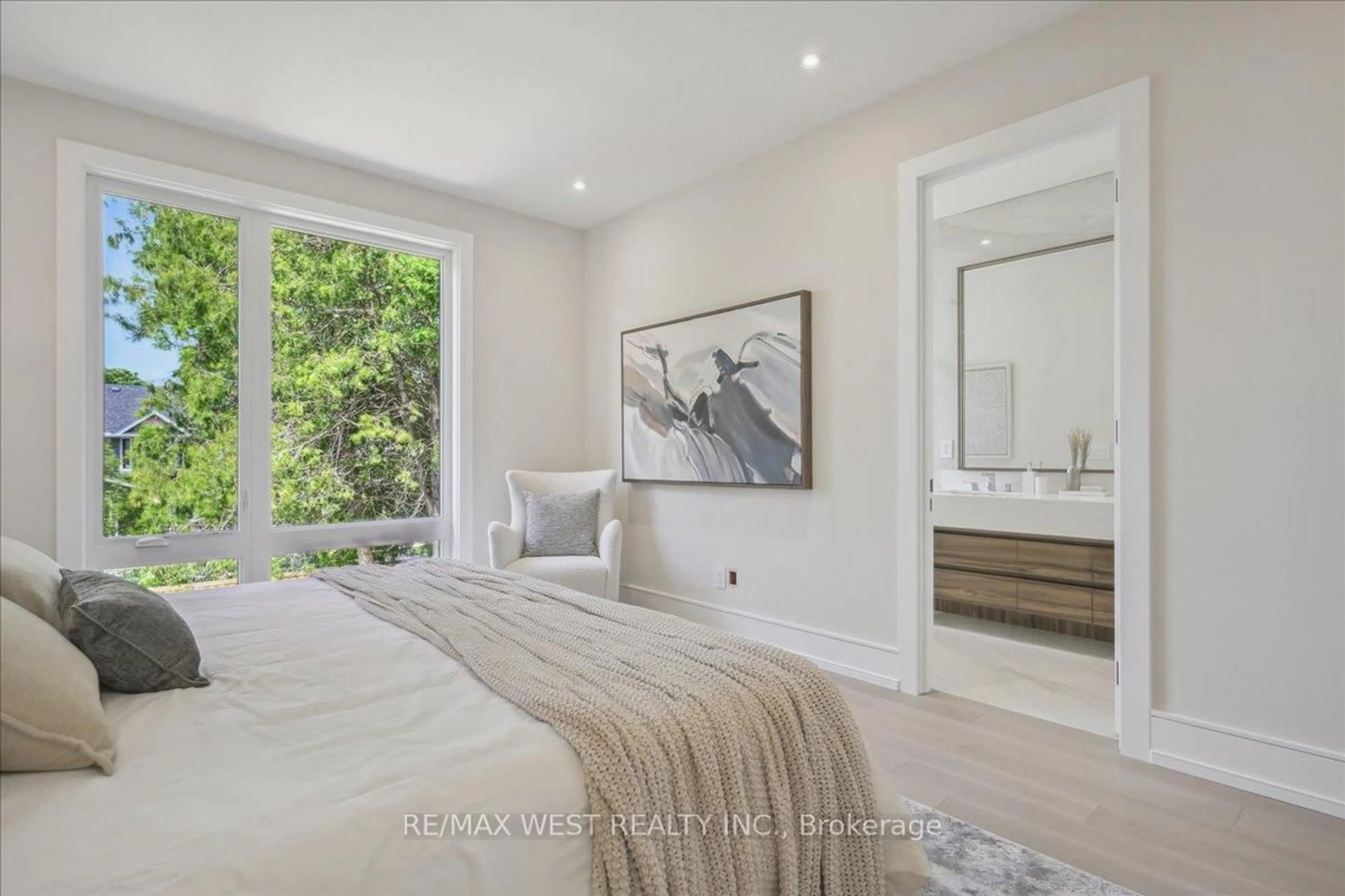 A pic of a room for 12A Foch Ave, Toronto Ontario M8W 3X1