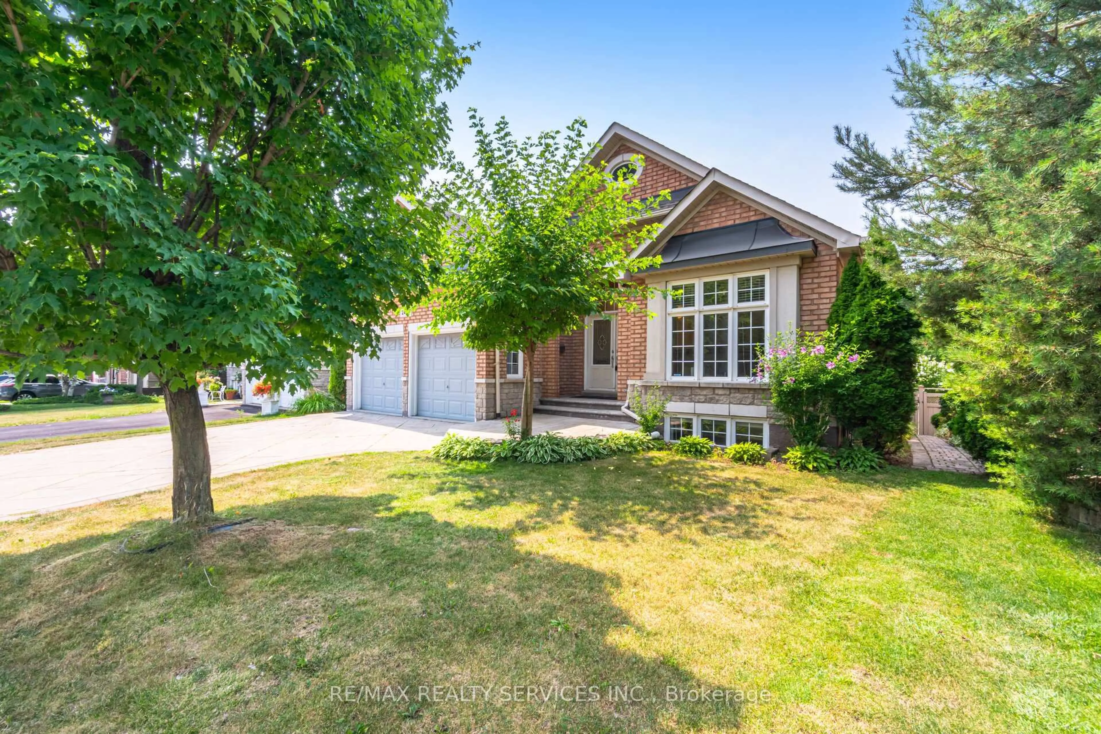 Unknown for 2413 Salcome Dr, Oakville Ontario L6H 7N5