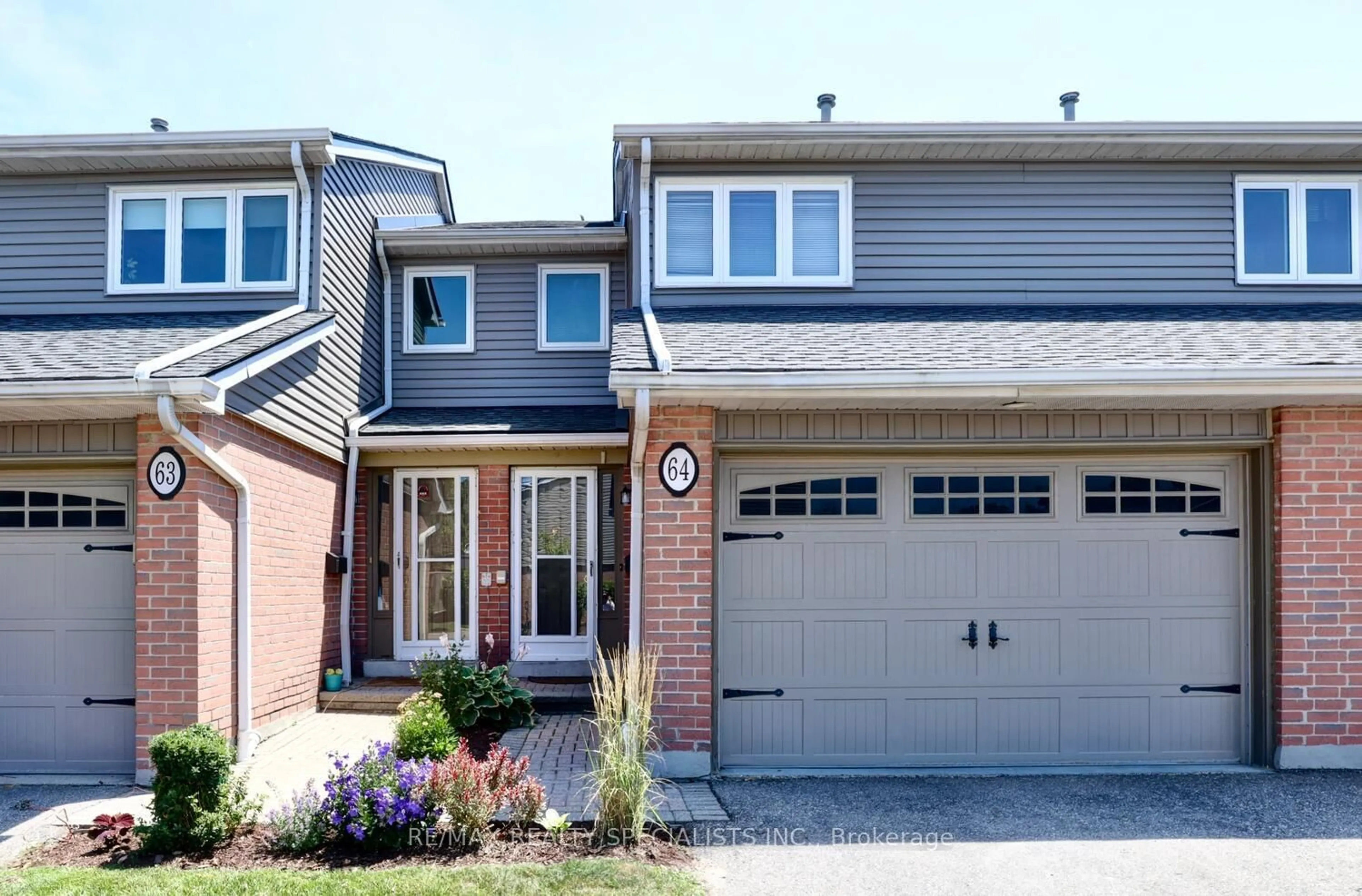 Home with brick exterior material, street for 3125 Fifth Line #64, Mississauga Ontario L5L 3S8