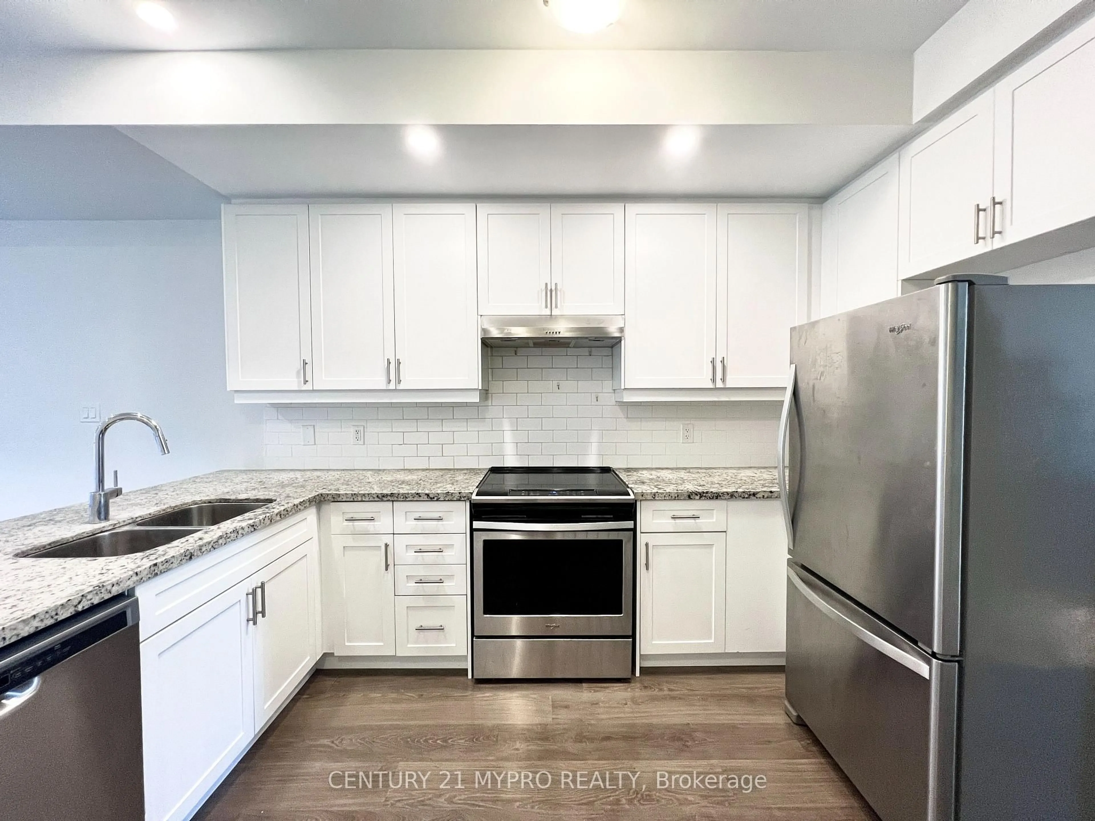 Unknown for 1776 Lawrence Ave, Toronto Ontario M6L 1C7