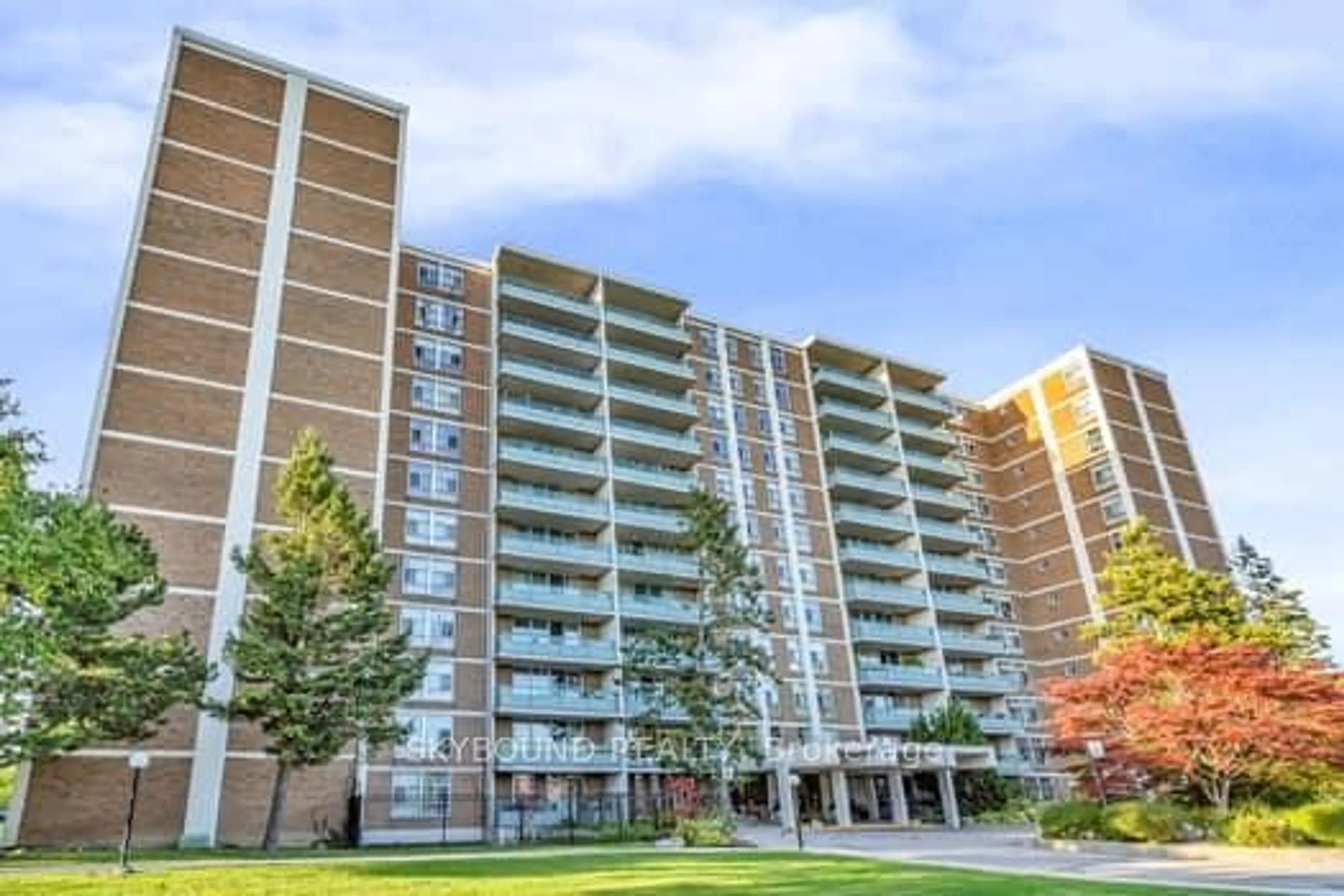 A pic from outside/outdoor area/front of a property/back of a property/a pic from drone, building for 44 Longbourne Dr #1004, Toronto Ontario M9R 2M7