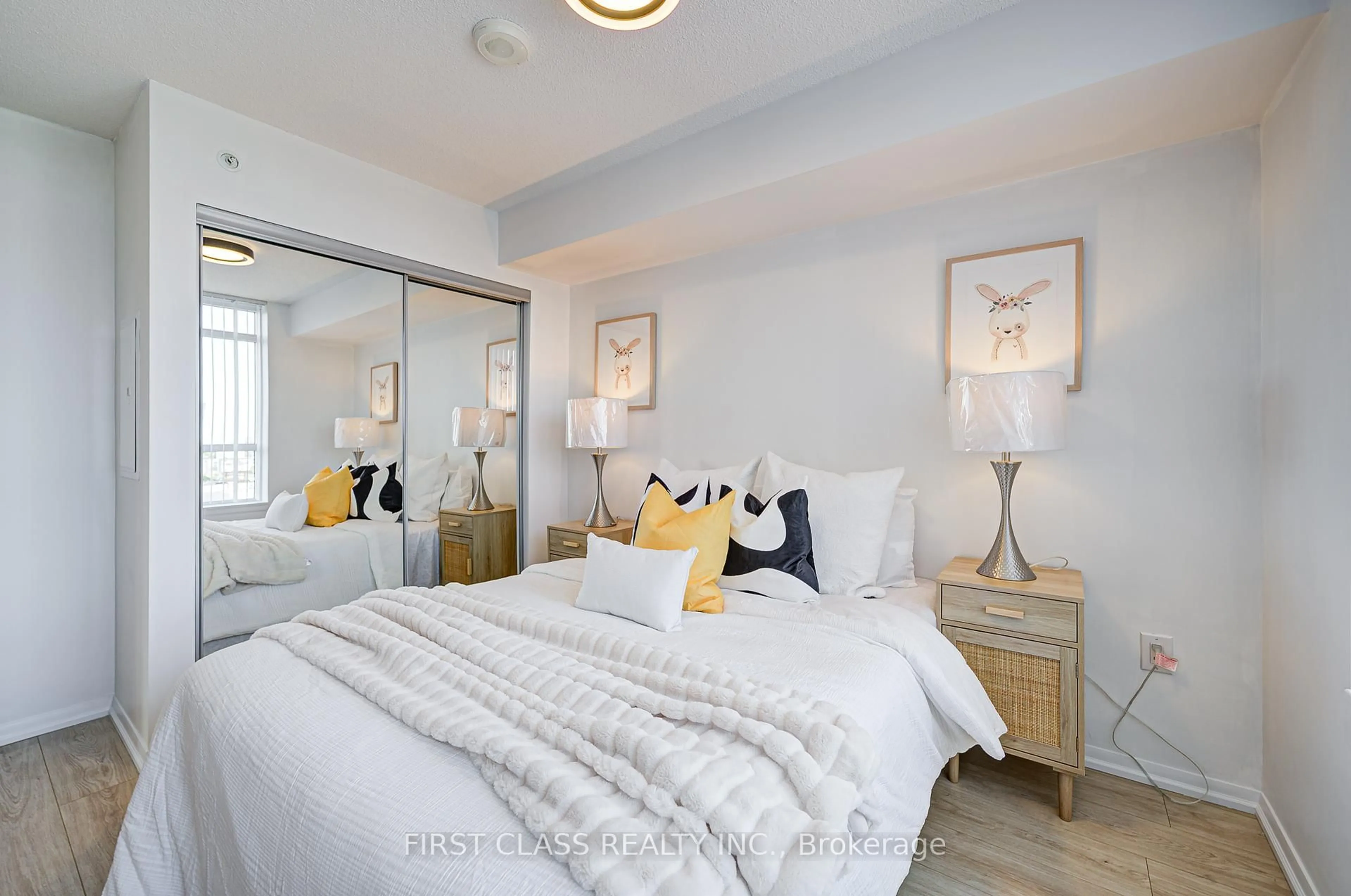 Bedroom with bed, unknown for 3091 Dufferin St #526, Toronto Ontario M6A 2S7