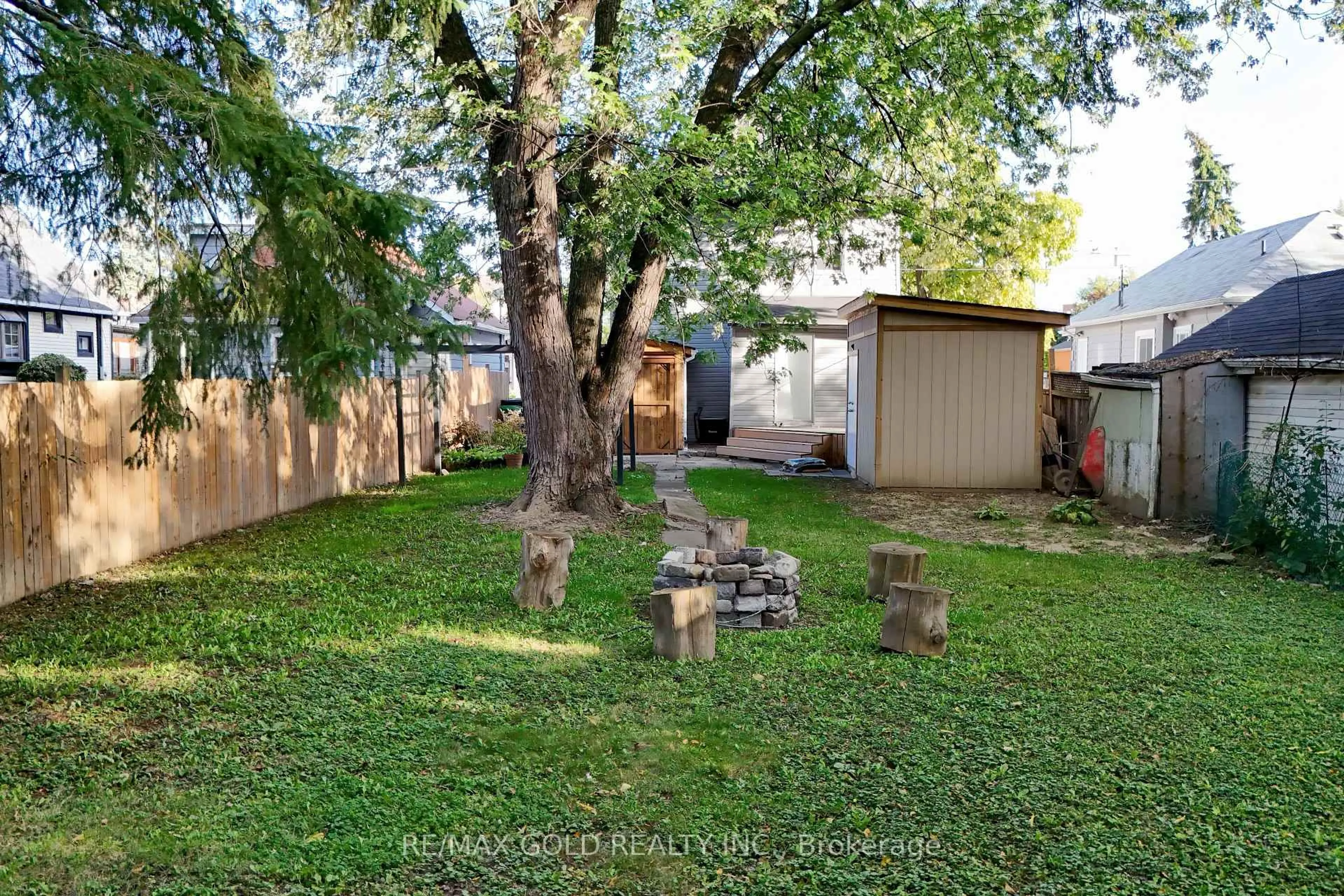 Unknown for 28 Royce Ave, Brampton Ontario L6Y 1J5