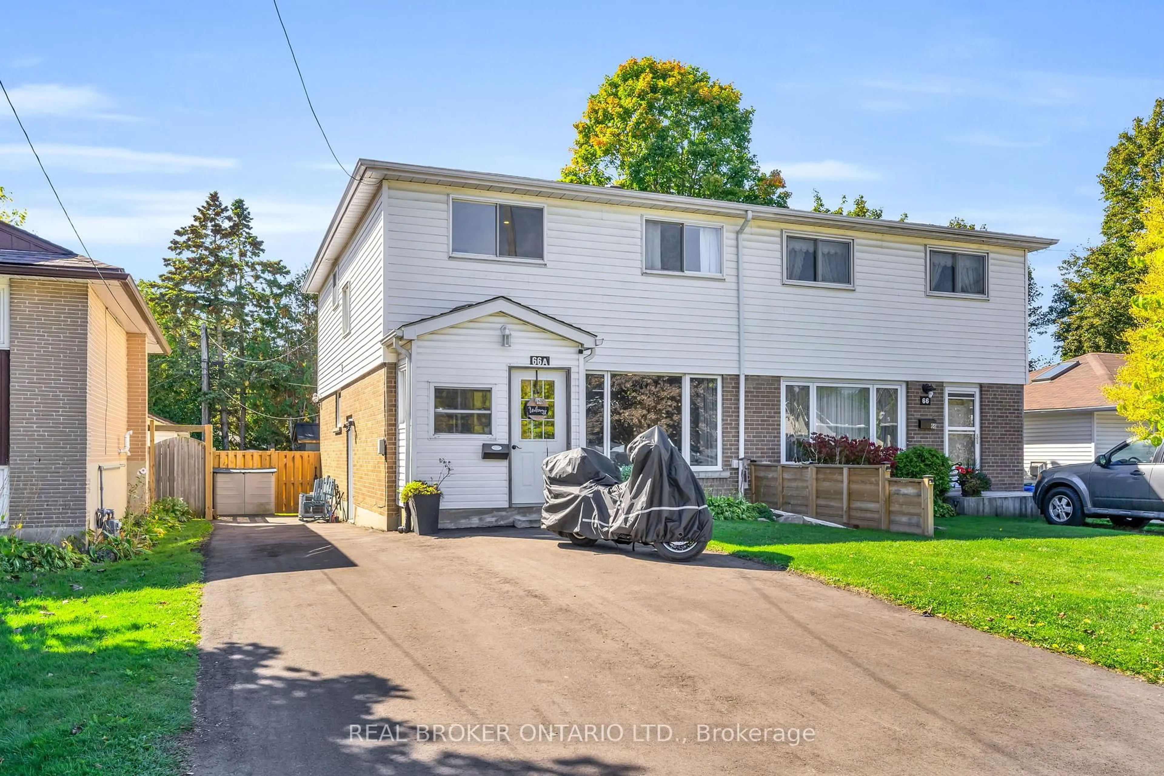 A pic from outside/outdoor area/front of a property/back of a property/a pic from drone, street for 66A Dawson Rd, Orangeville Ontario L9W 2W5