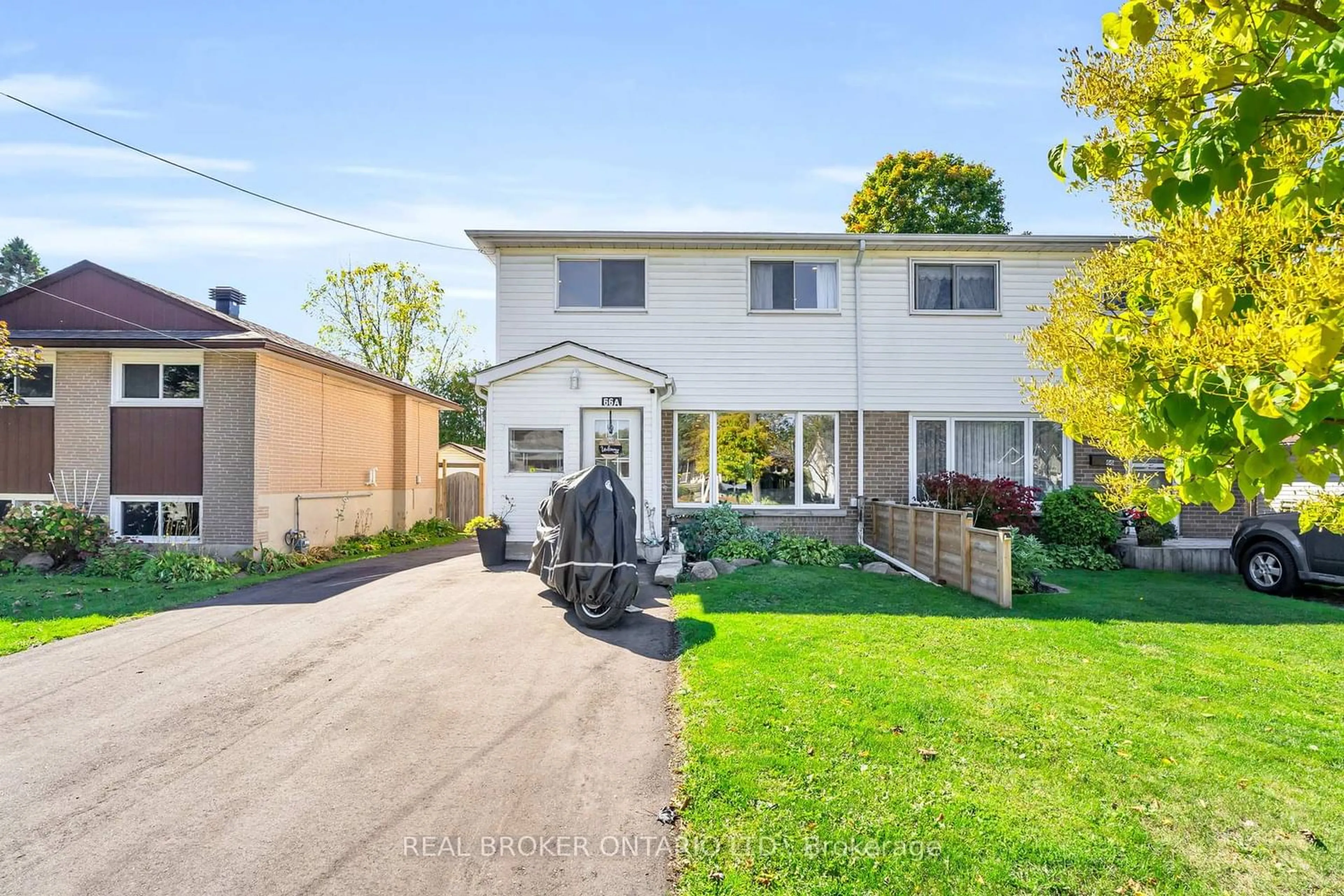 A pic from outside/outdoor area/front of a property/back of a property/a pic from drone, street for 66A Dawson Rd, Orangeville Ontario L9W 2W5