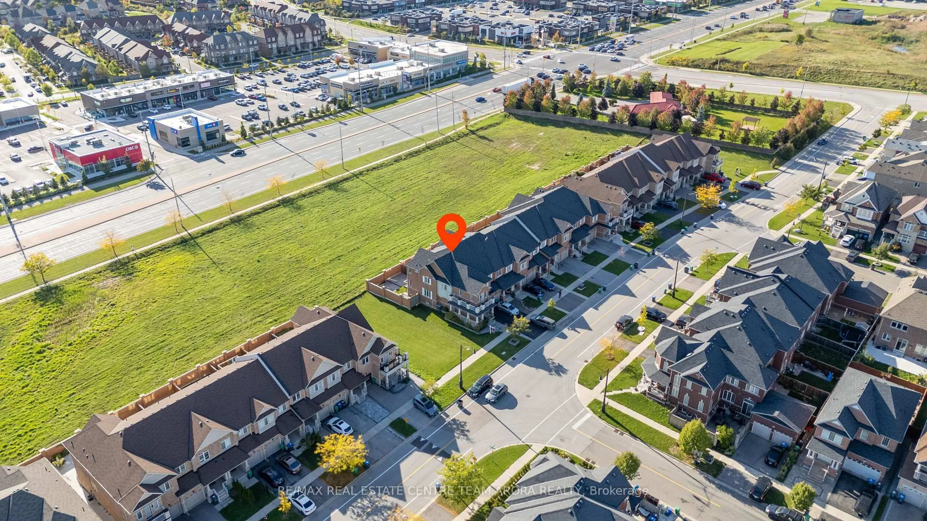 A pic from outside/outdoor area/front of a property/back of a property/a pic from drone, street for 232 Sky Harbour Dr, Brampton Ontario L6Y 2Z7