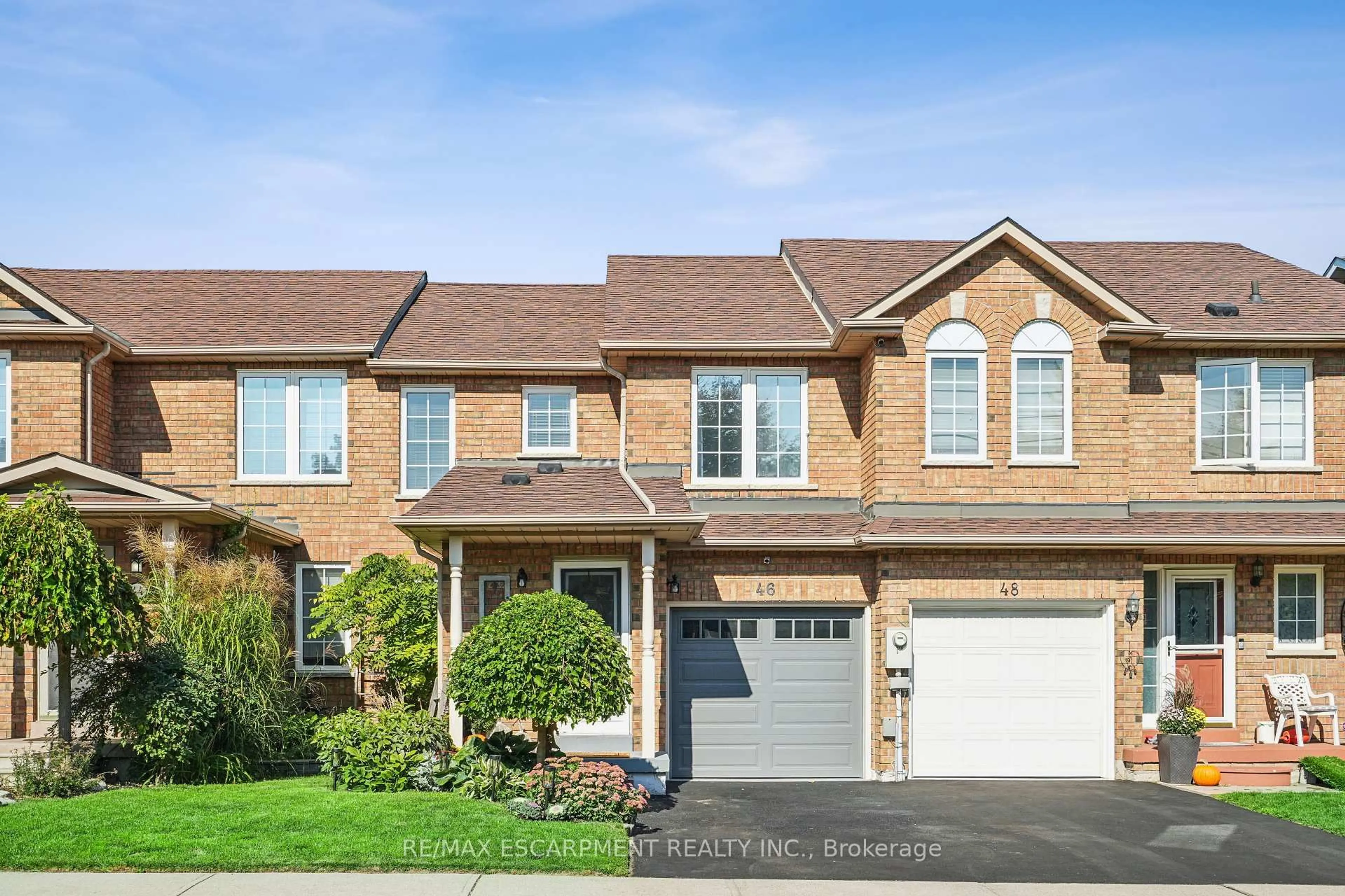 Home with brick exterior material, street for 46 Dawson Cres, Milton Ontario L9T 5H9