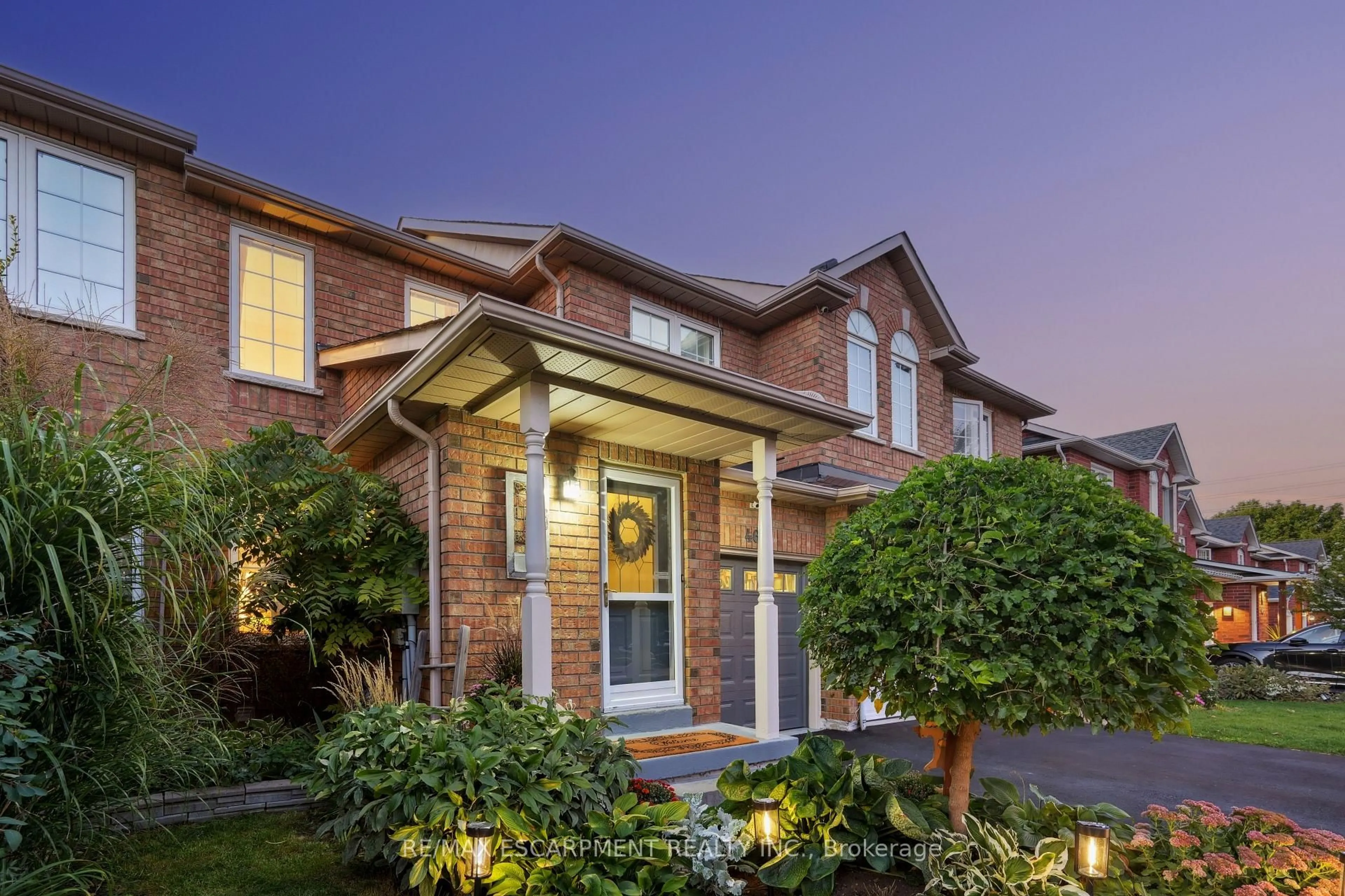 Home with brick exterior material, street for 46 Dawson Cres, Milton Ontario L9T 5H9