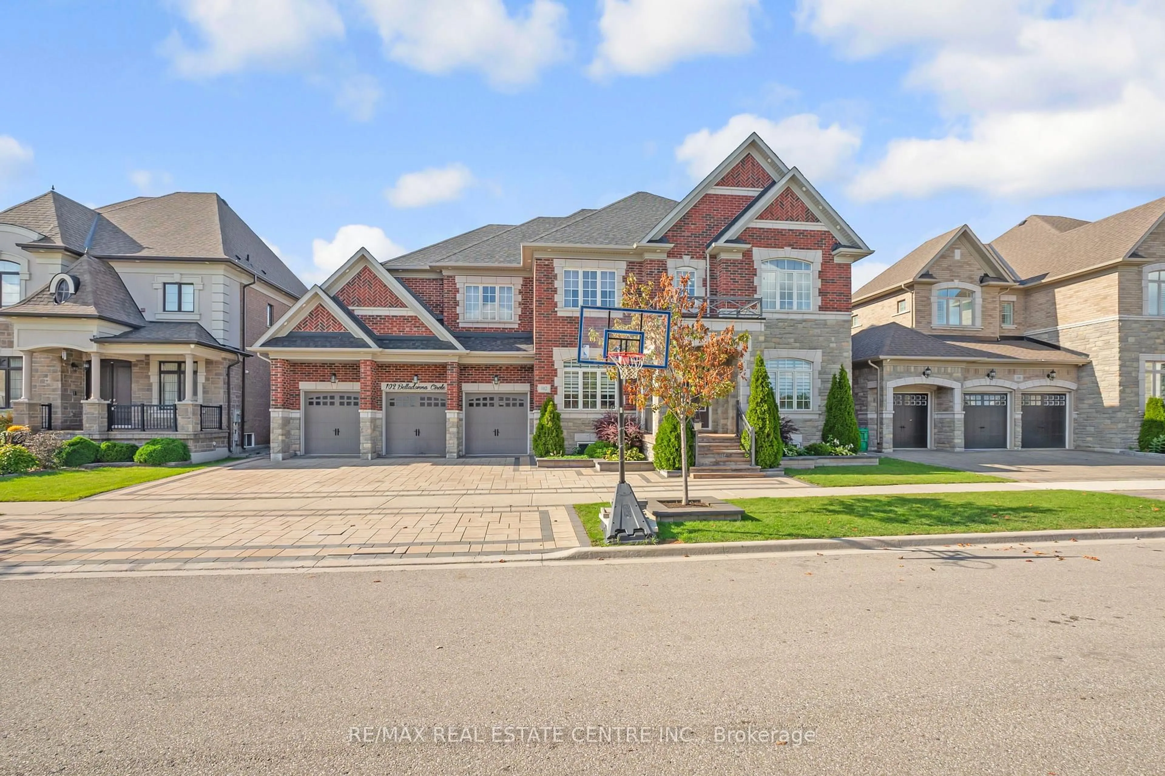 Home with brick exterior material, street for 102 Belladonna Circ, Brampton Ontario L6P 4B6