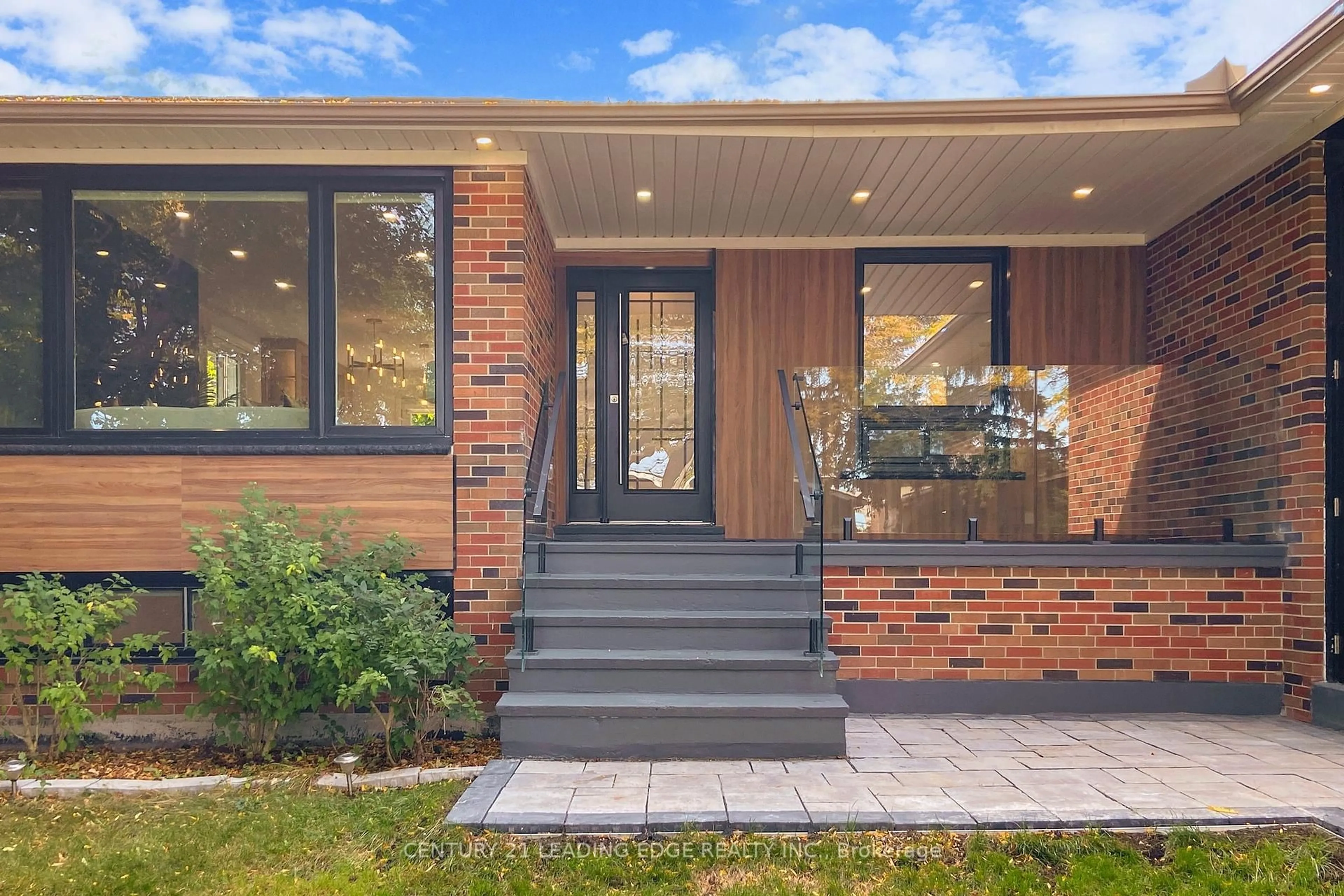 Home with brick exterior material, street for 2240 Springfield Crt, Mississauga Ontario L5K 1V4