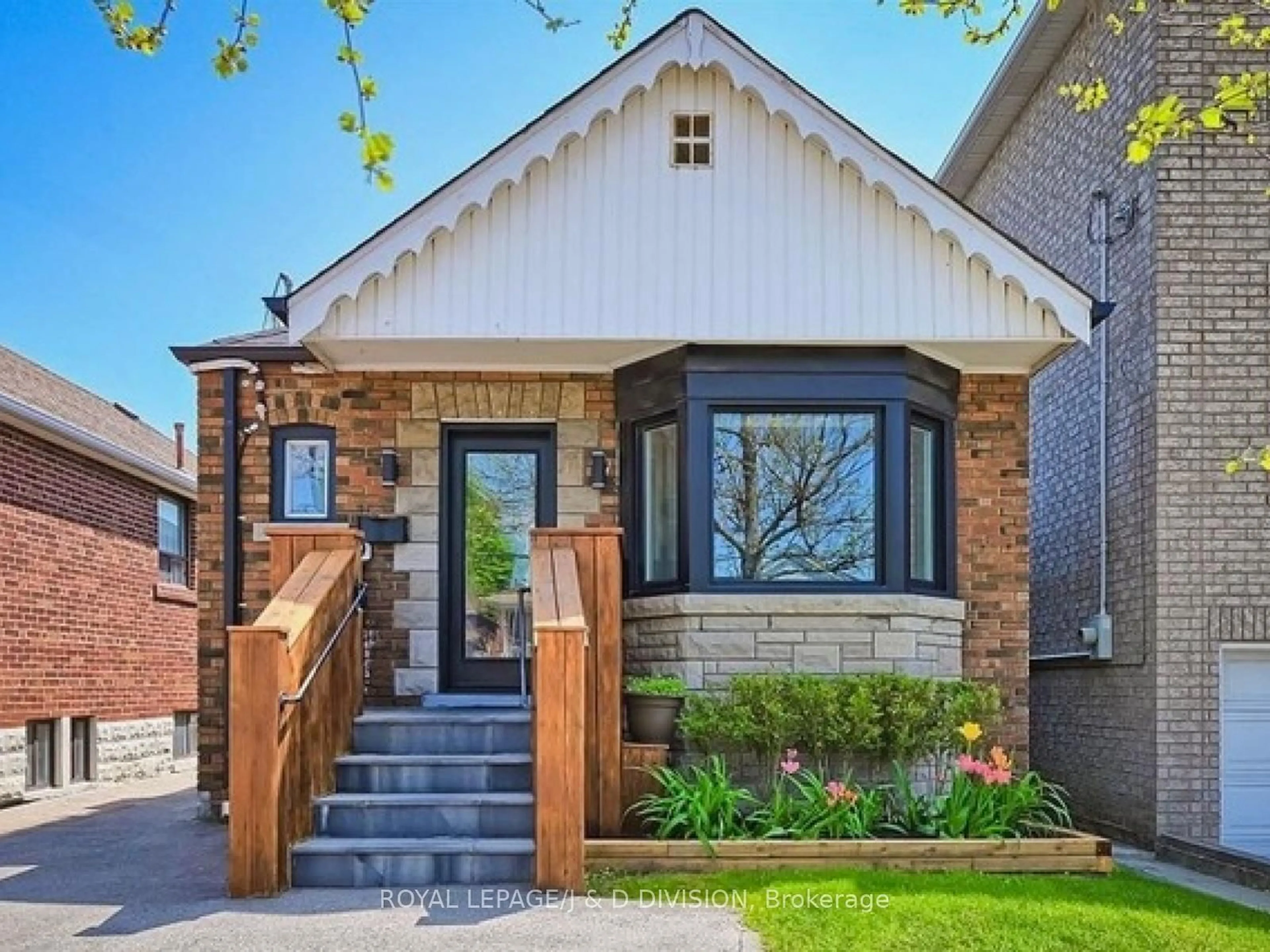 Home with brick exterior material, street for 479 Ridelle Ave, Toronto Ontario M6B 1K6