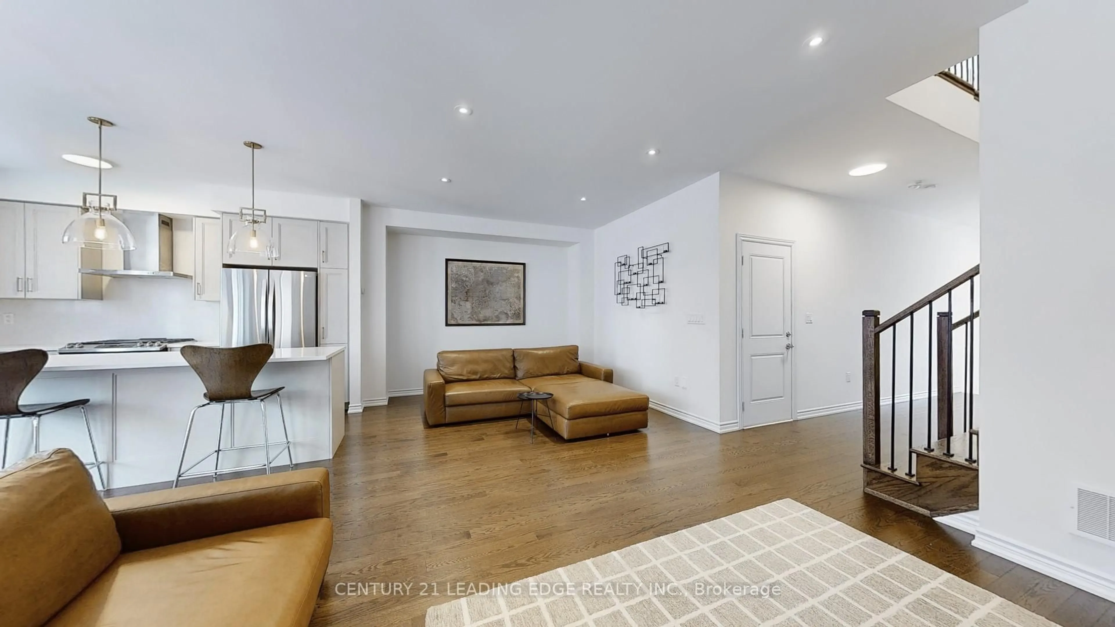 Living room with furniture, unknown for 322 Thimbleweed Crt, Milton Ontario L9E 1T2