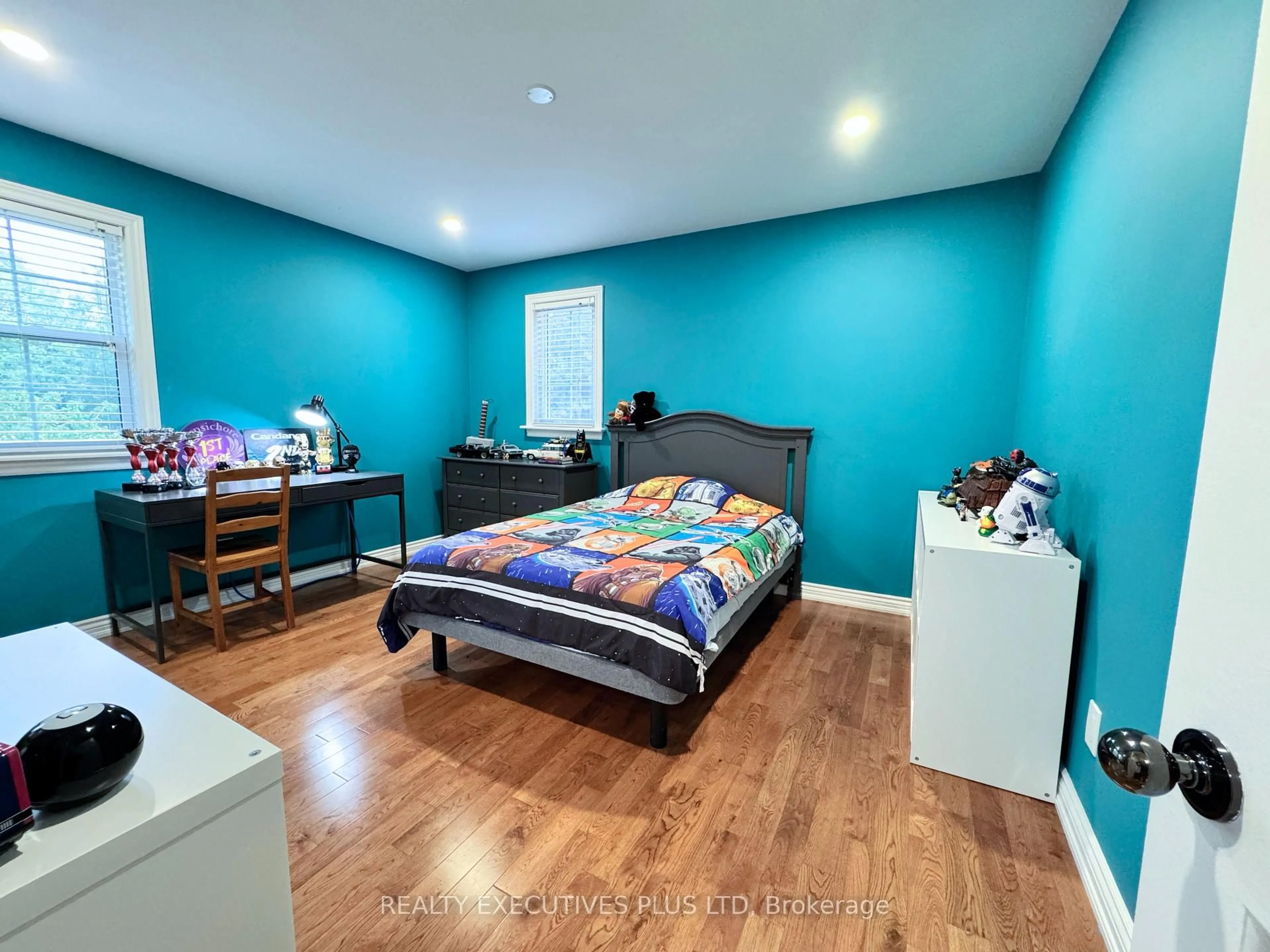 A pic of a room for 33 Gibson Lake Dr, Caledon Ontario L7E 4B3