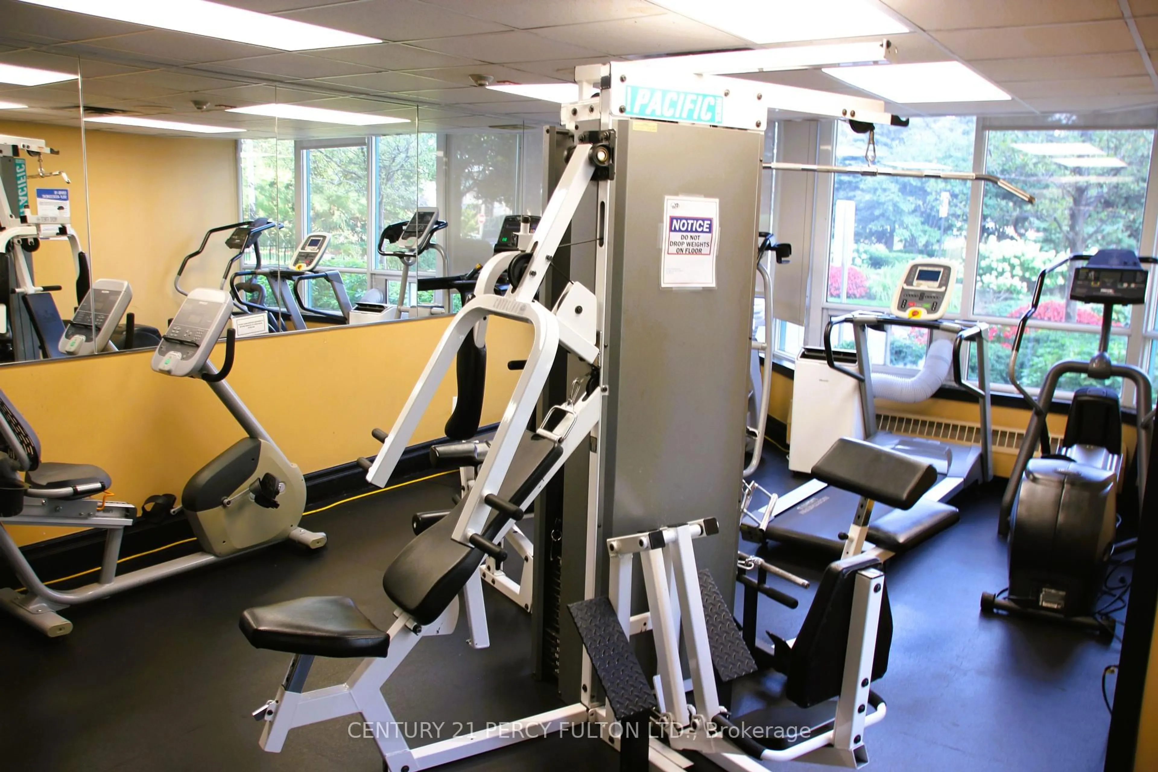 Gym or fitness room for 550 Webb Dr #1511, Mississauga Ontario L5B 3Y4