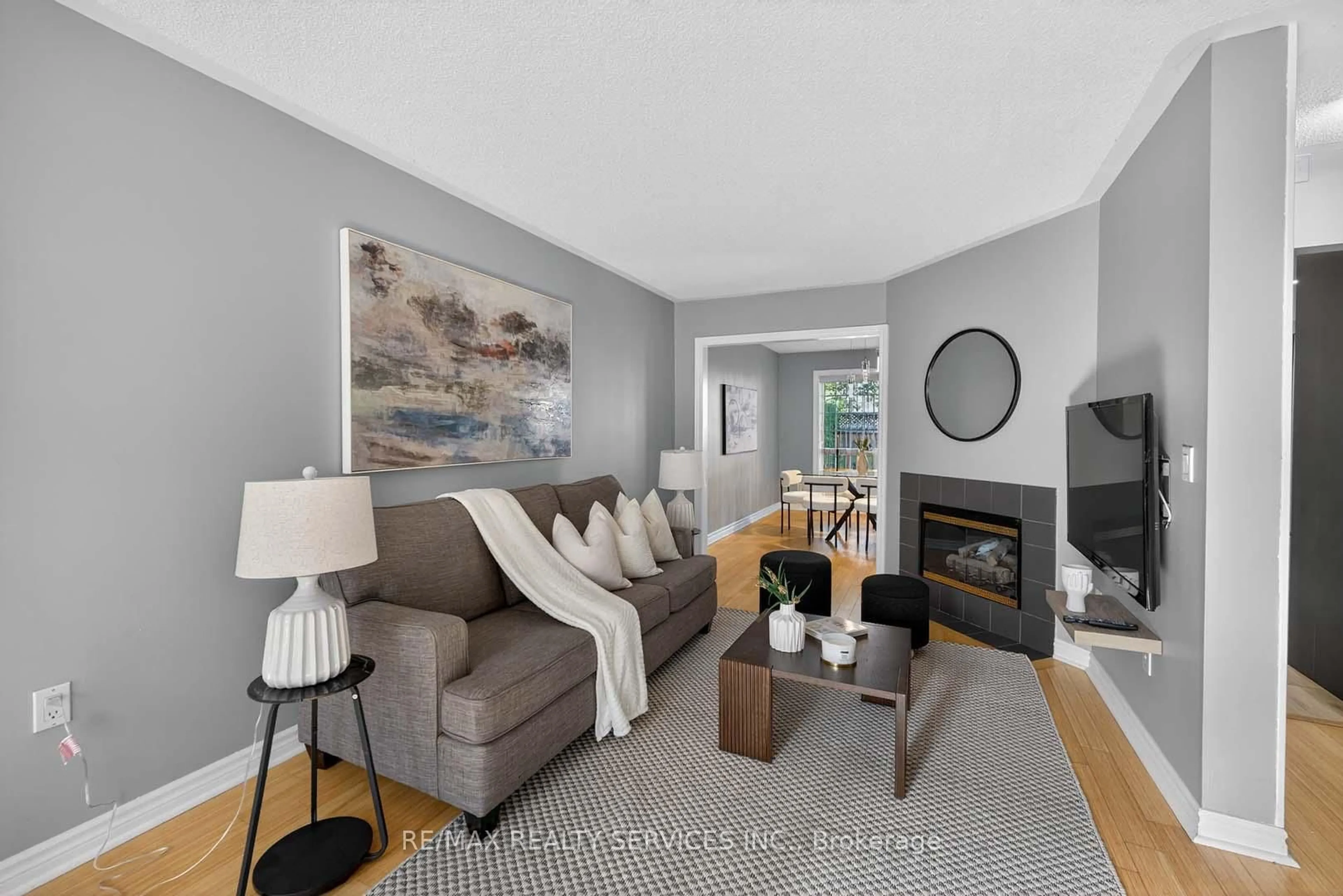 Living room with furniture, unknown for 8 Hartnell Sq, Brampton Ontario L6S 5W7