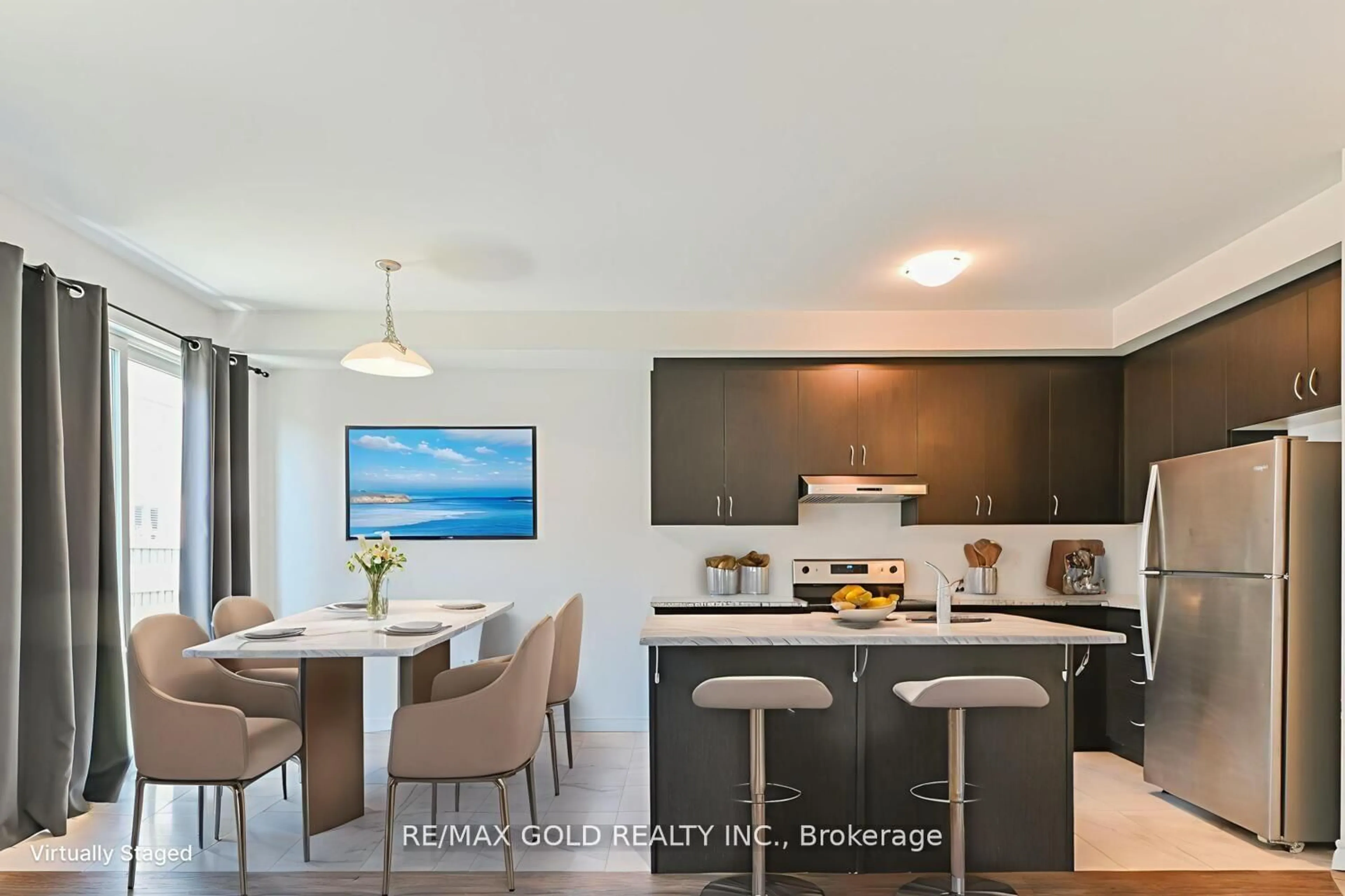 Open concept kitchen, unknown for 84 Keppel Circ, Brampton Ontario L7A 5K9