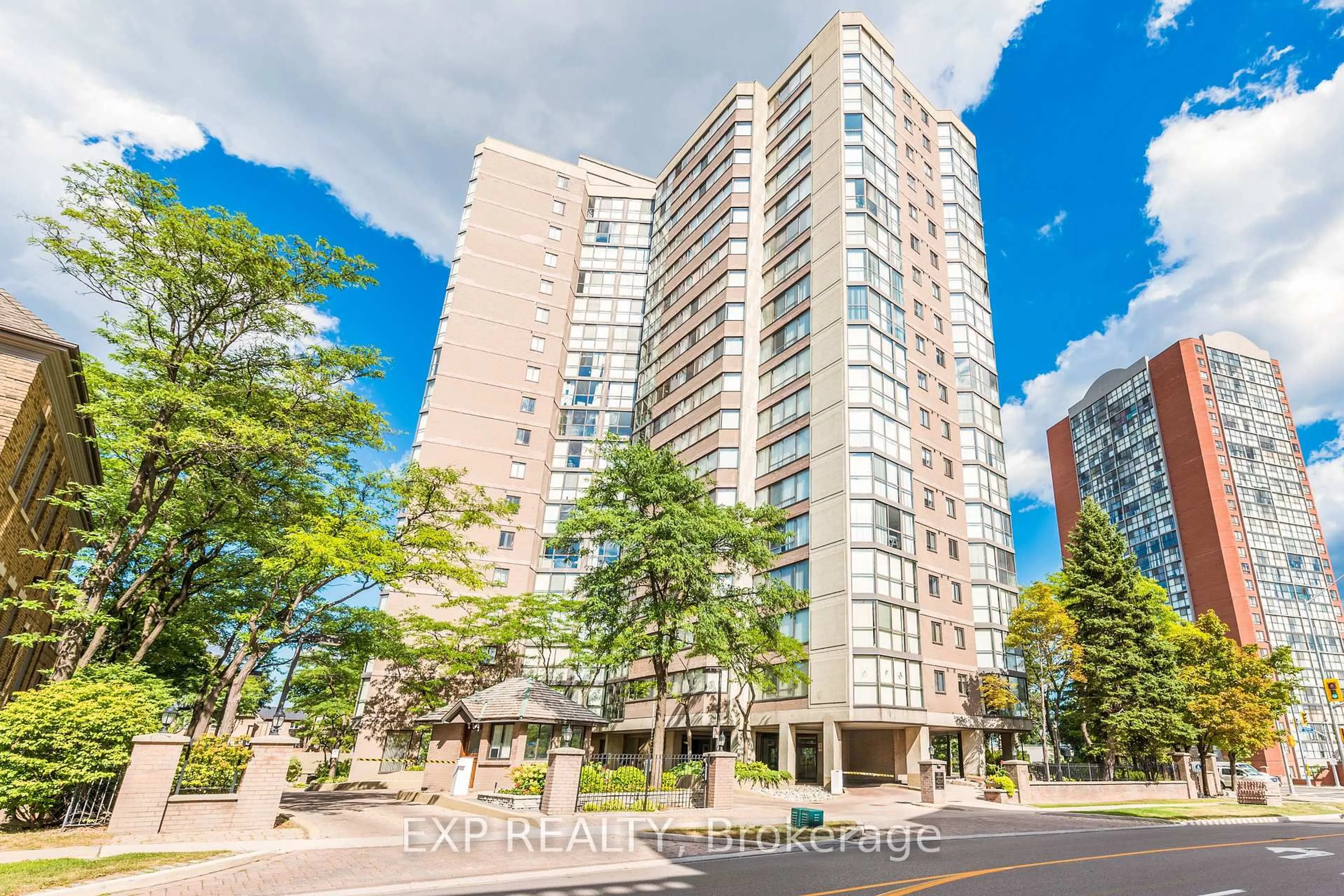 Unknown for 4235 Sherwoodtowne Blvd, Mississauga Ontario L4Z 1W3